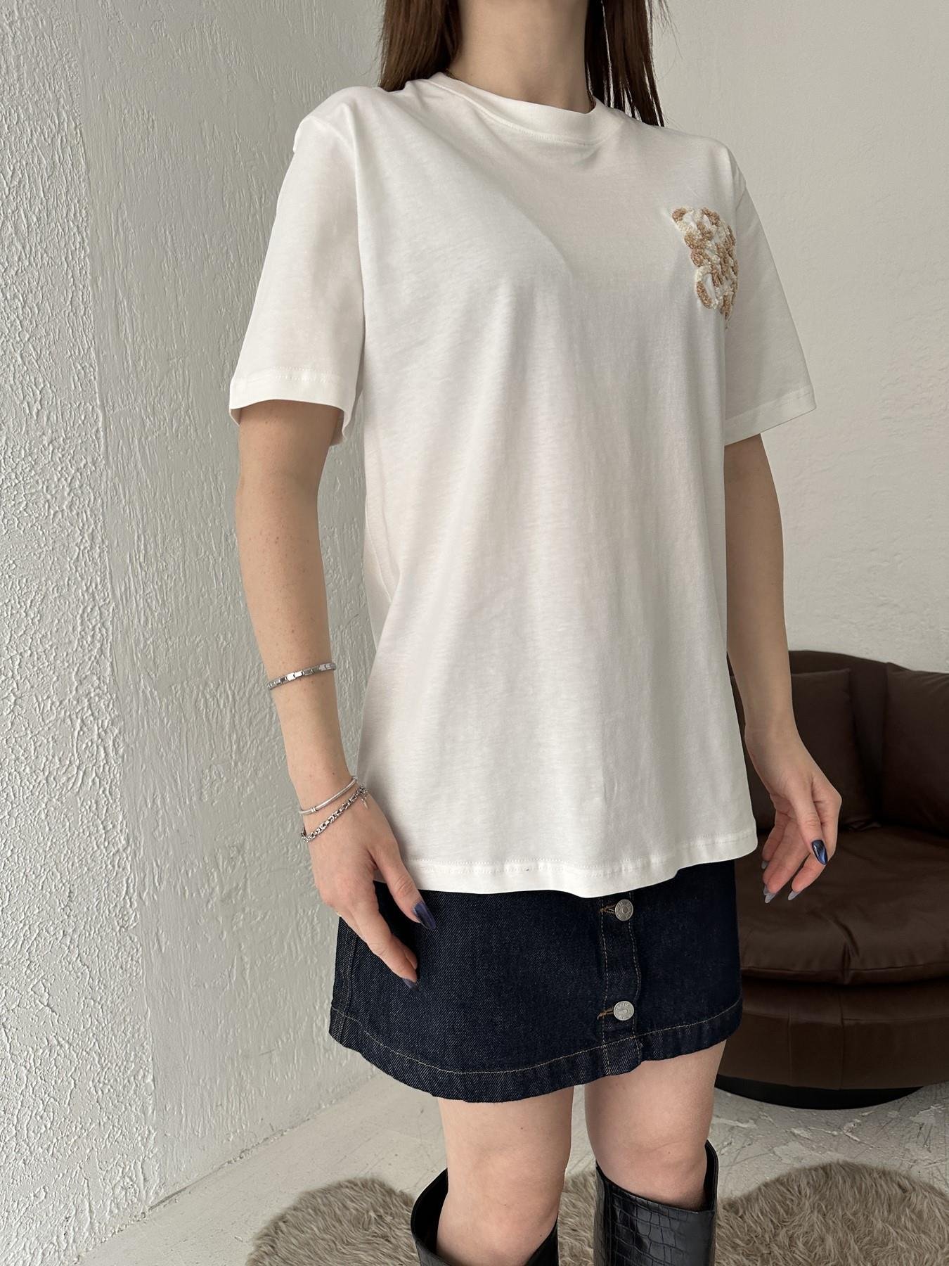 Nakışlı Tişört EKRU