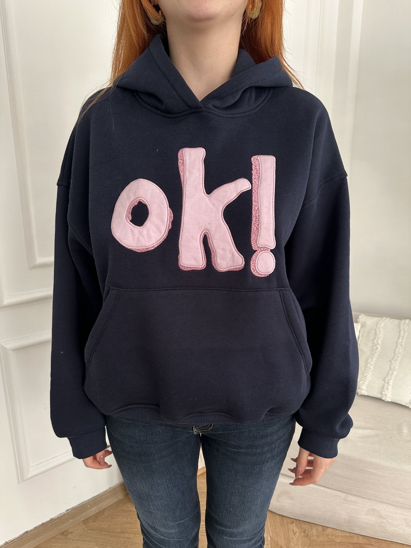 Ok Aplikeli Kapşonlu Sweatshırt Lacivert