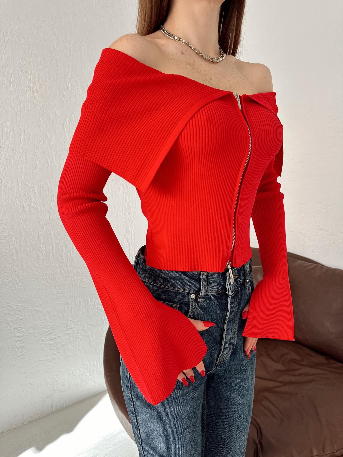 Omuzları Açık Yırtmaç Detay Hırka KIRMIZI