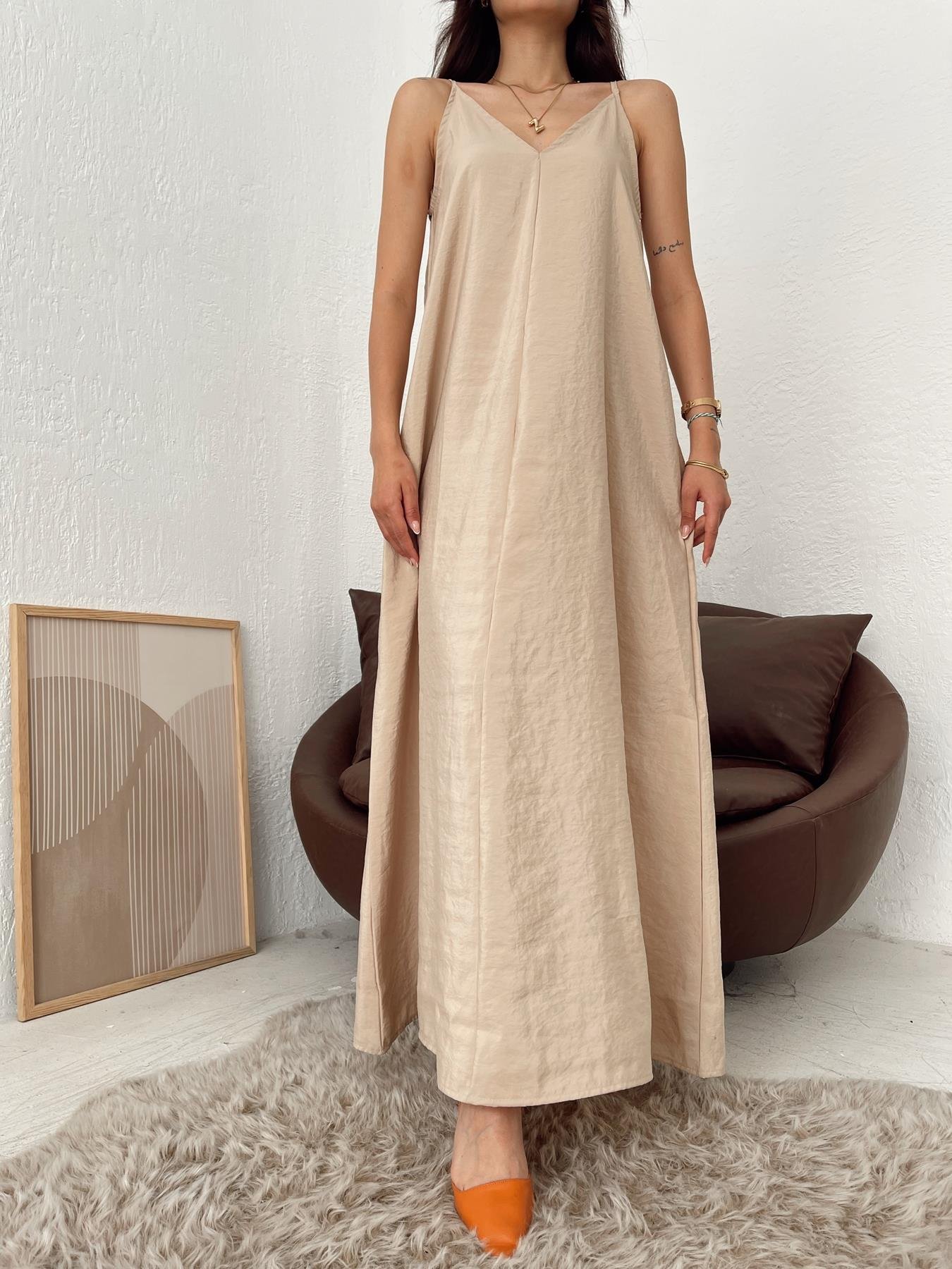 Ön Arka V Yaka Elbise TAŞ