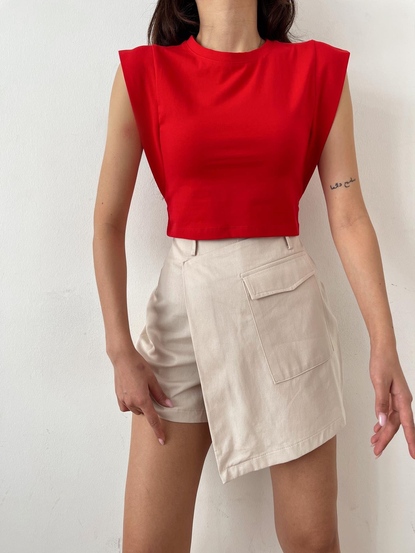 Önü Kapaklı Kanvas Şort Etek TAŞ