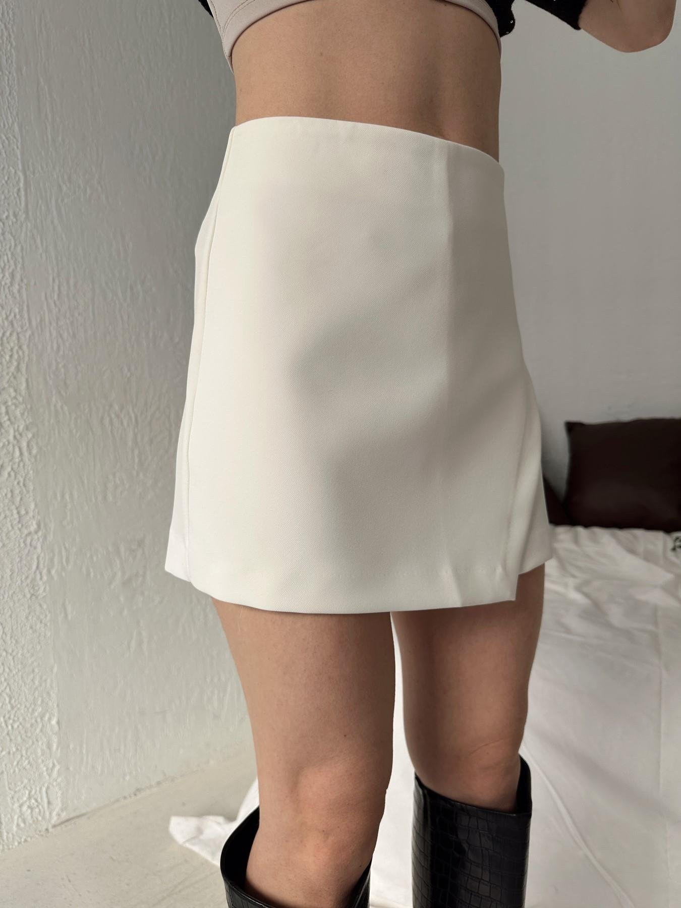 Önü Kapaklı Şort Etek BEYAZ
