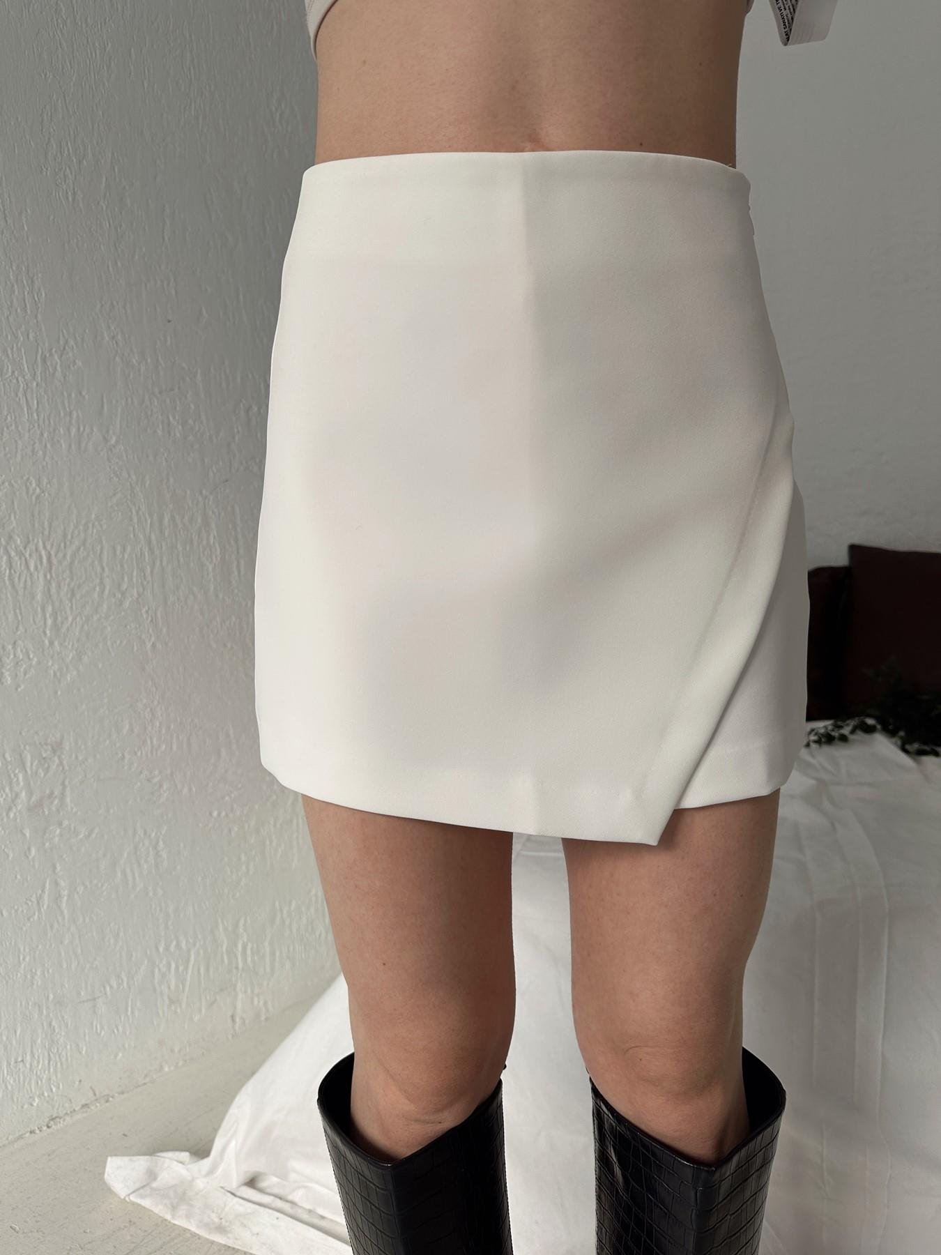 Önü Kapaklı Şort Etek BEYAZ