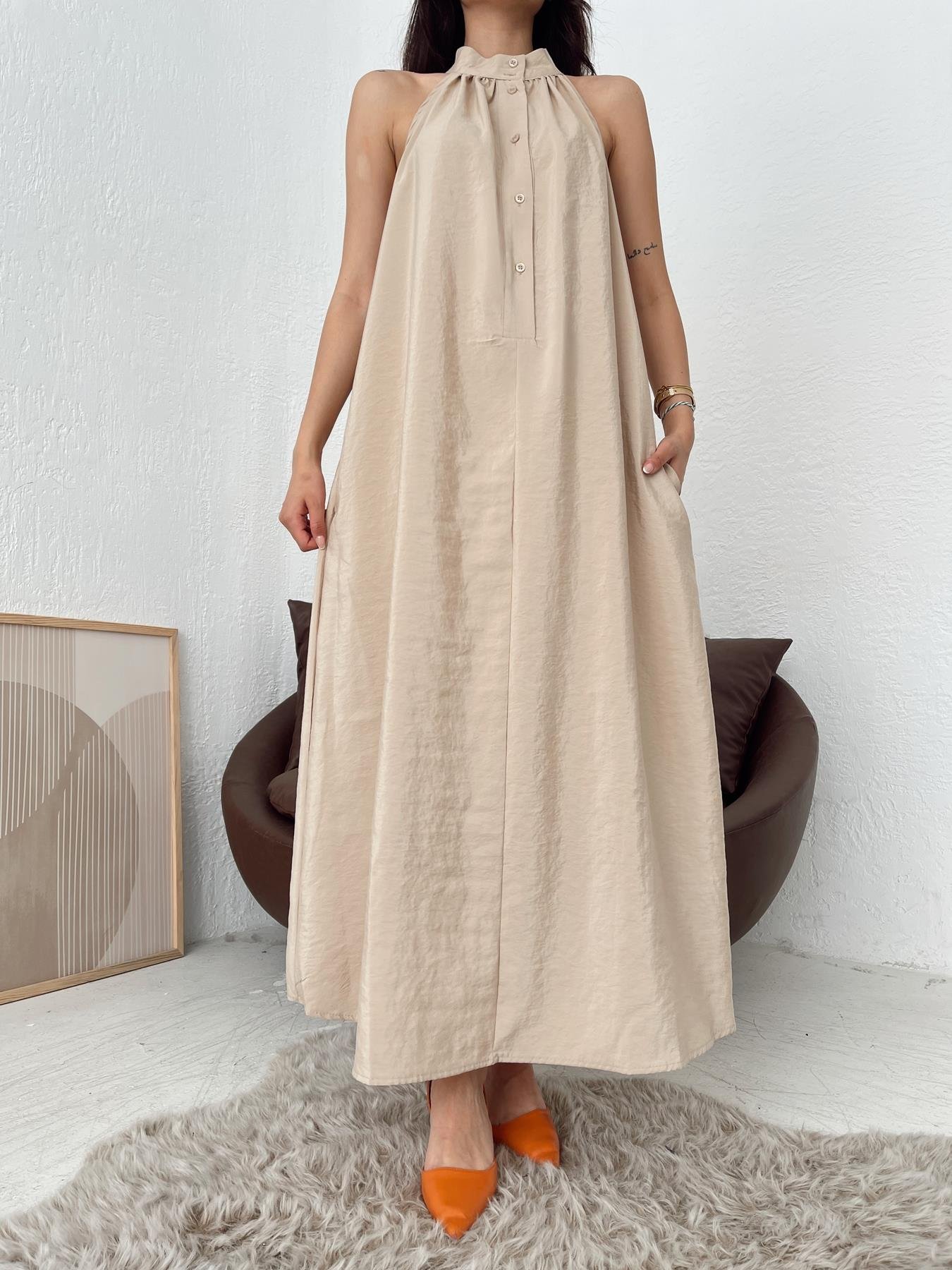 Önü Patlı Kolsuz Elbise TAŞ