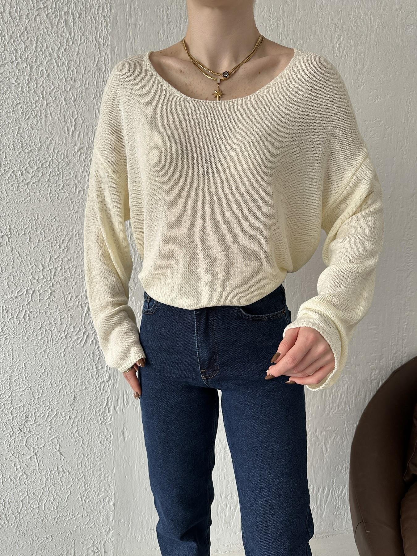 Oval Yaka Triko EKRU