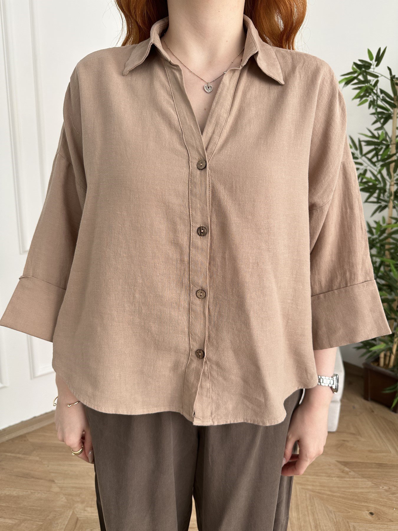 Oversize Sırt Detaylı Gömlek Bej