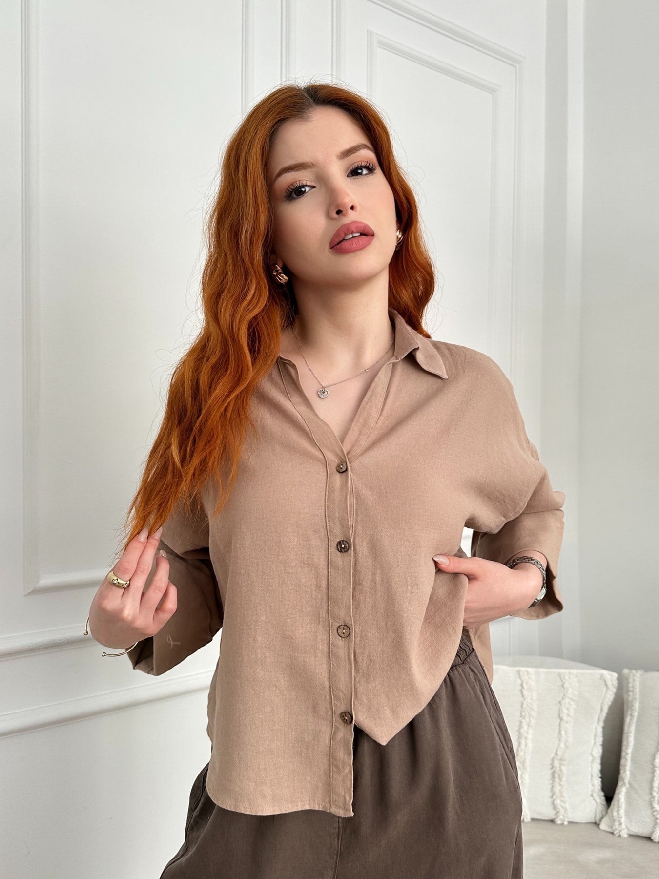 Oversize Sırt Detaylı Gömlek Bej