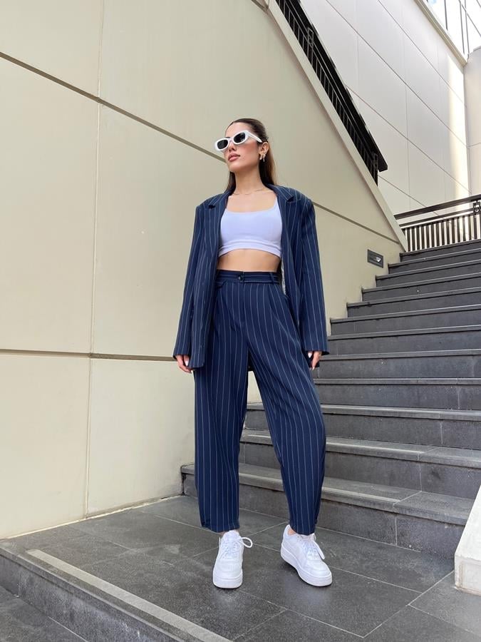 Paçası Düğmeli Çizgili Pantolon LACİVERT