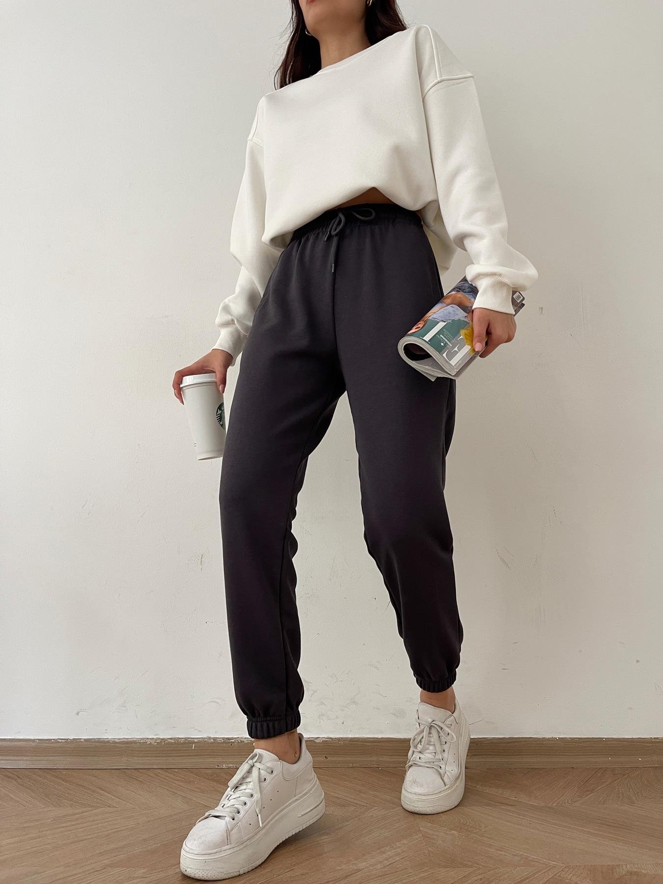 Paçası İnce Lastikli Eşofman Altı ANTRASİT