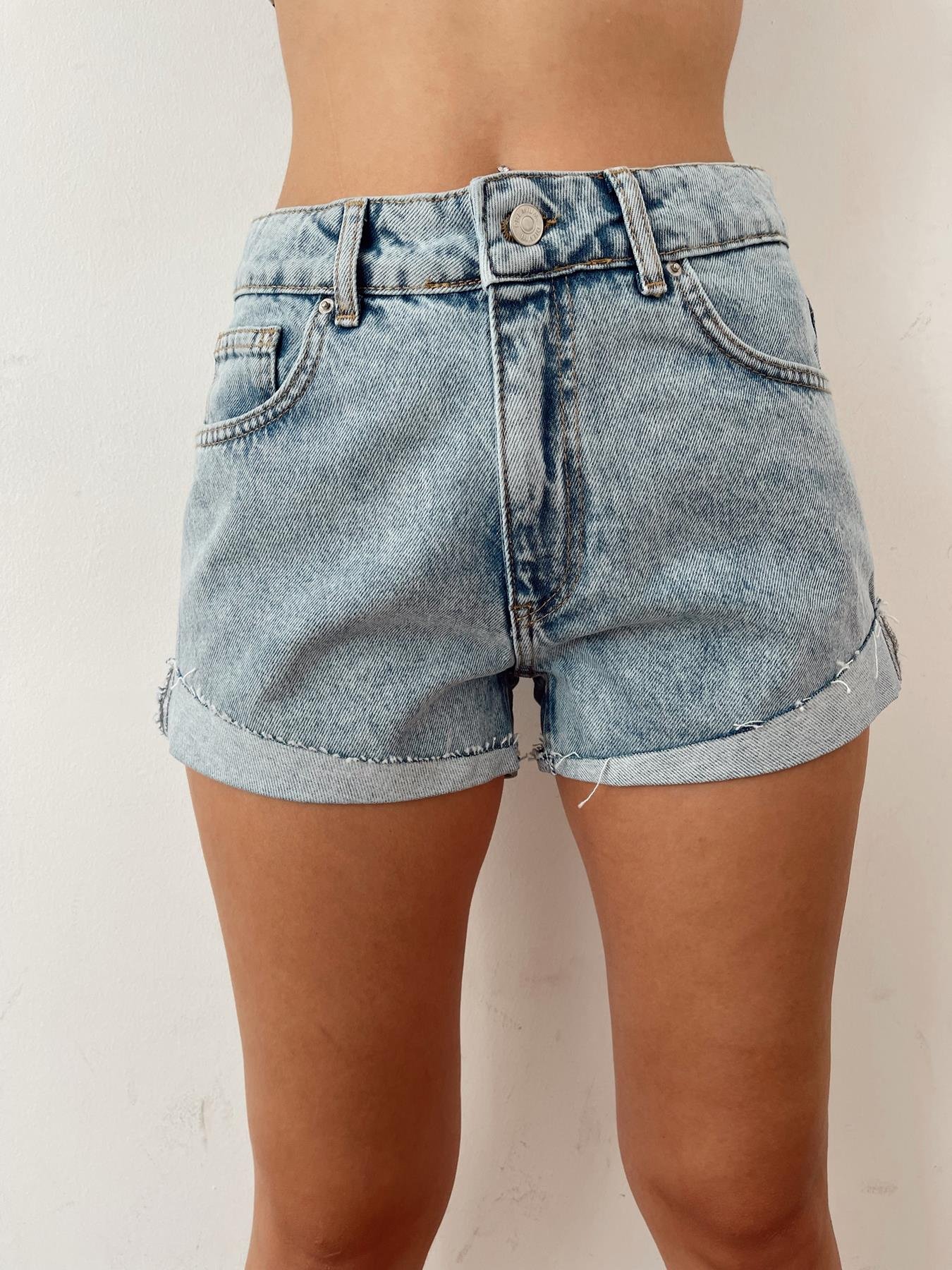 Paçası Katlamalı Şort MAVİ