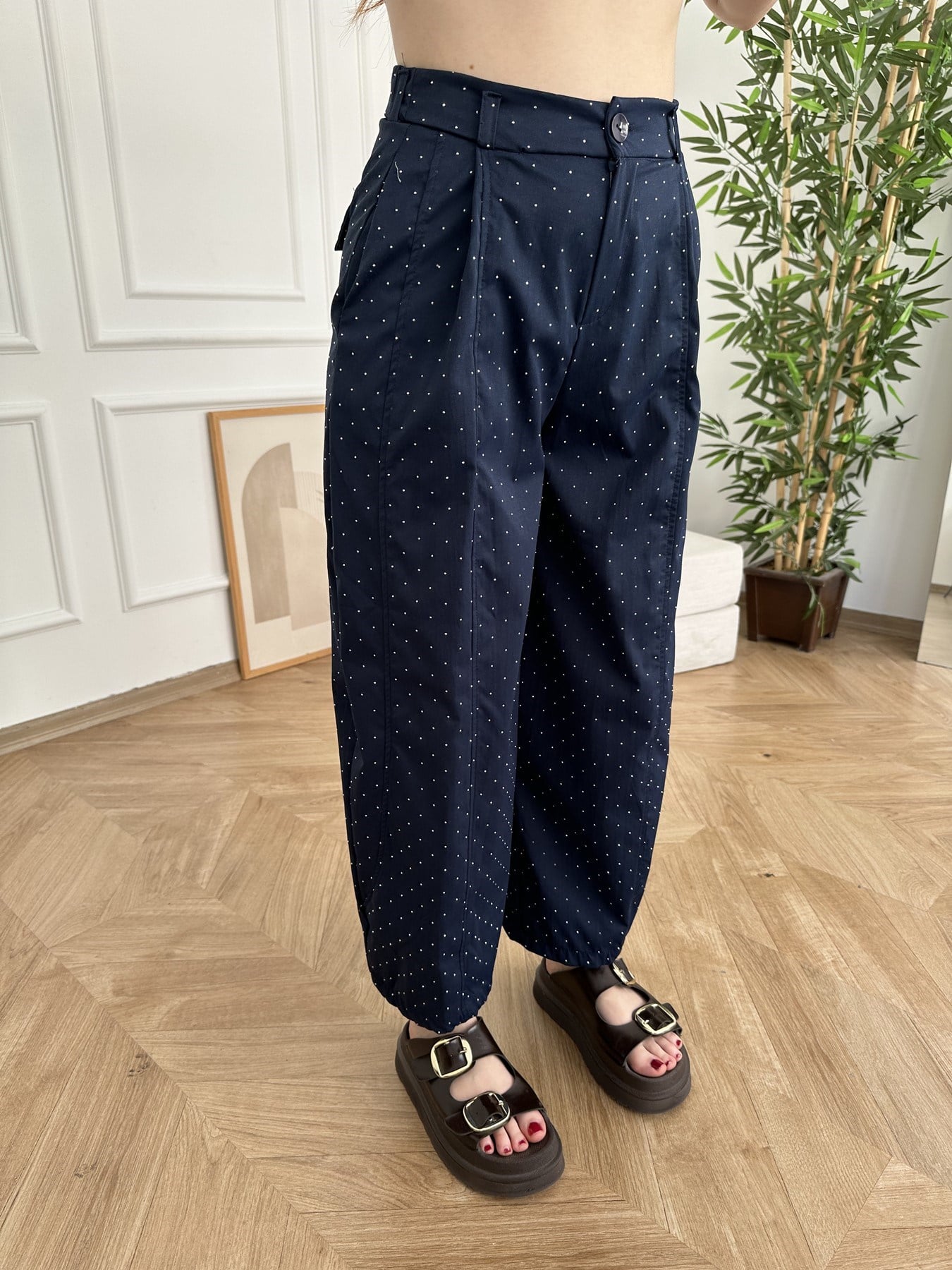 Pile Detay Taşlı Bol Pantolon Lacivert