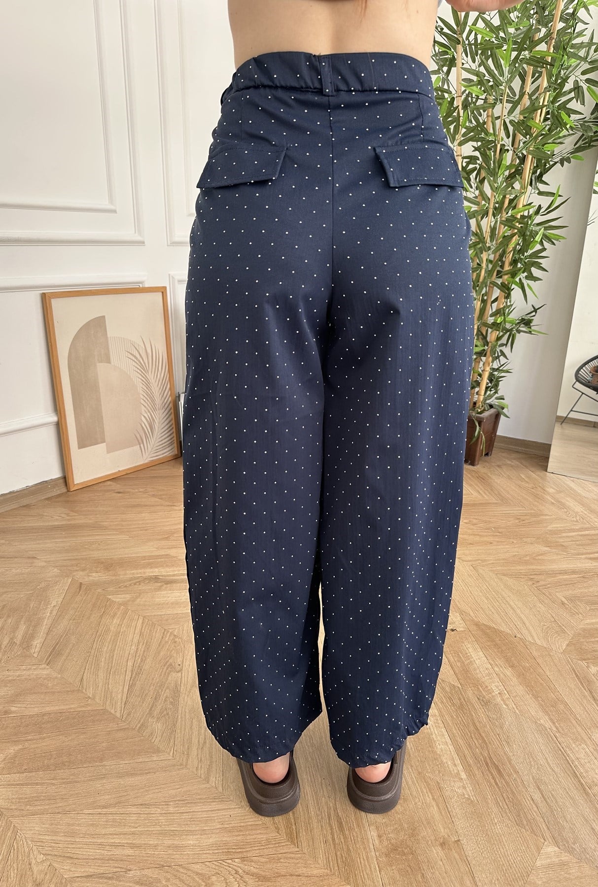 Pile Detay Taşlı Bol Pantolon Lacivert