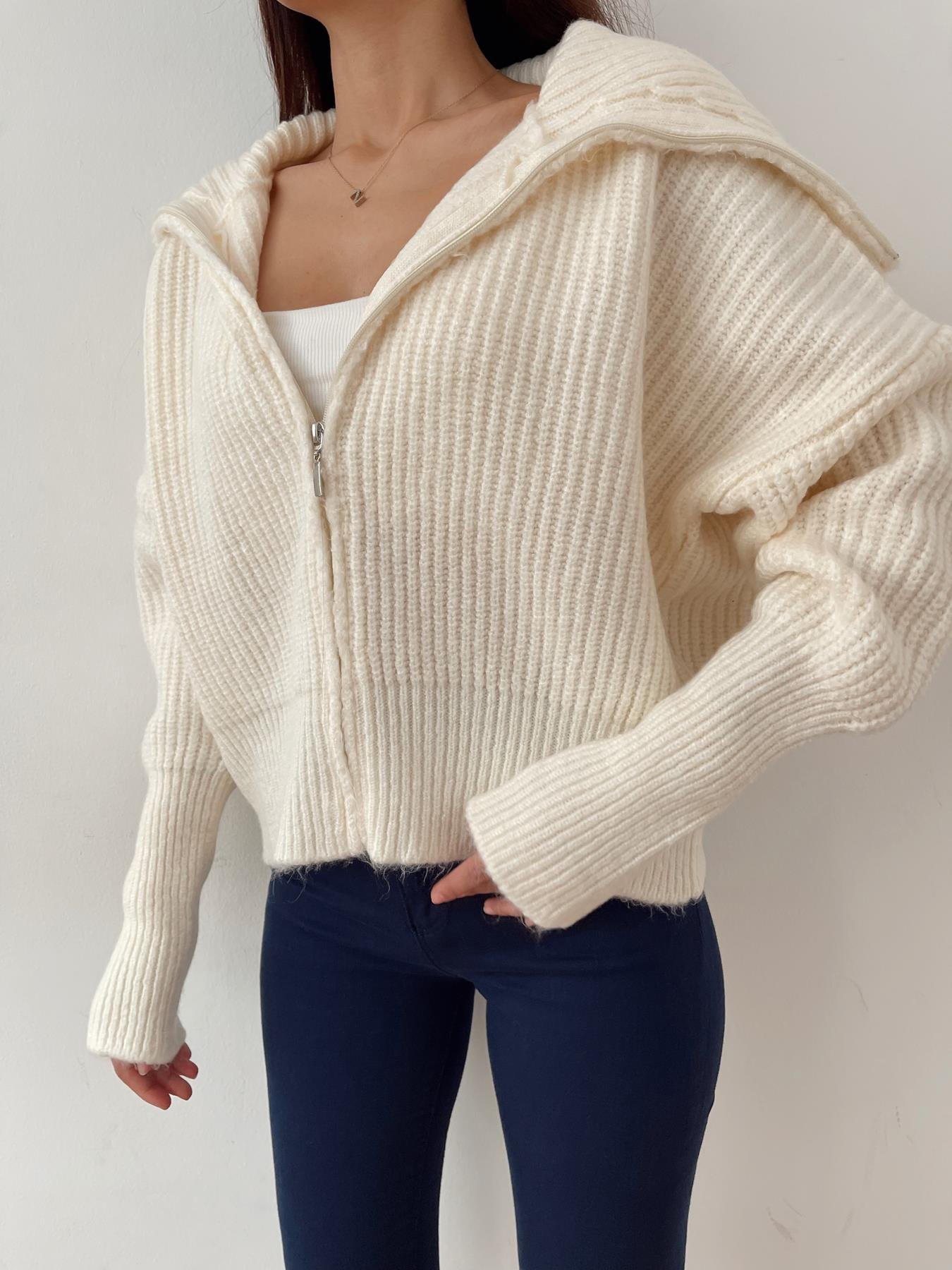 Şal Yaka Fermuarlı Hırka KREM