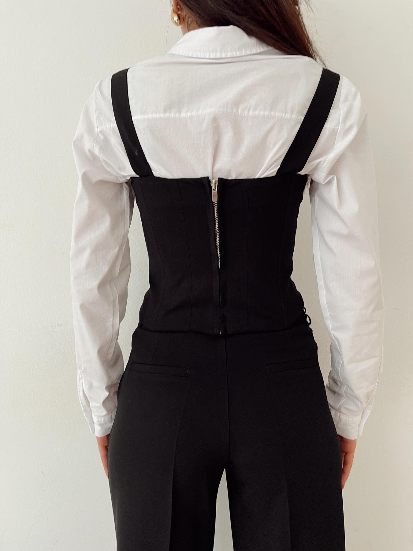 Sırtı Fermuarlı Crop Bluz SİYAH