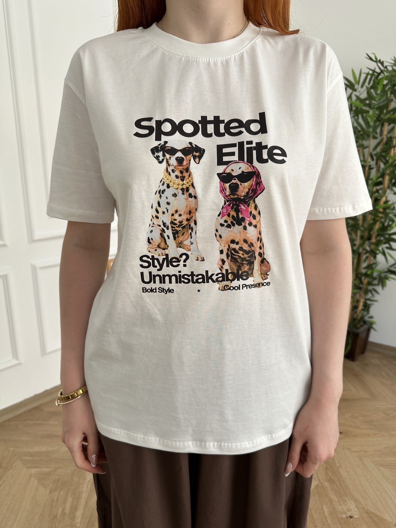 Spotted Elite Köpek Baskılı T-shirt Ekru