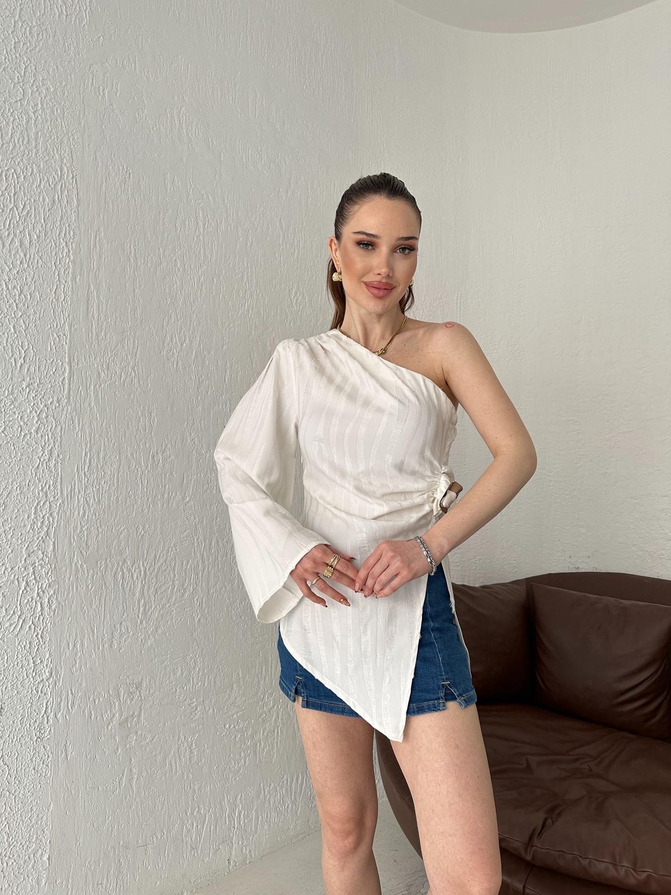 Toka Detay Asimetrik Bluz Ekru