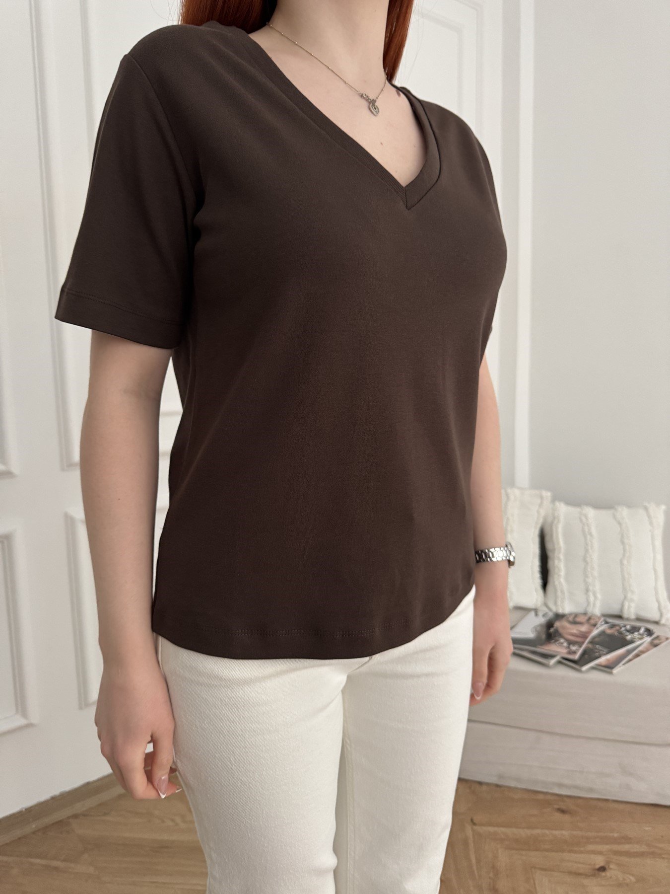 V Yaka Basic T-shirt Acı kahve