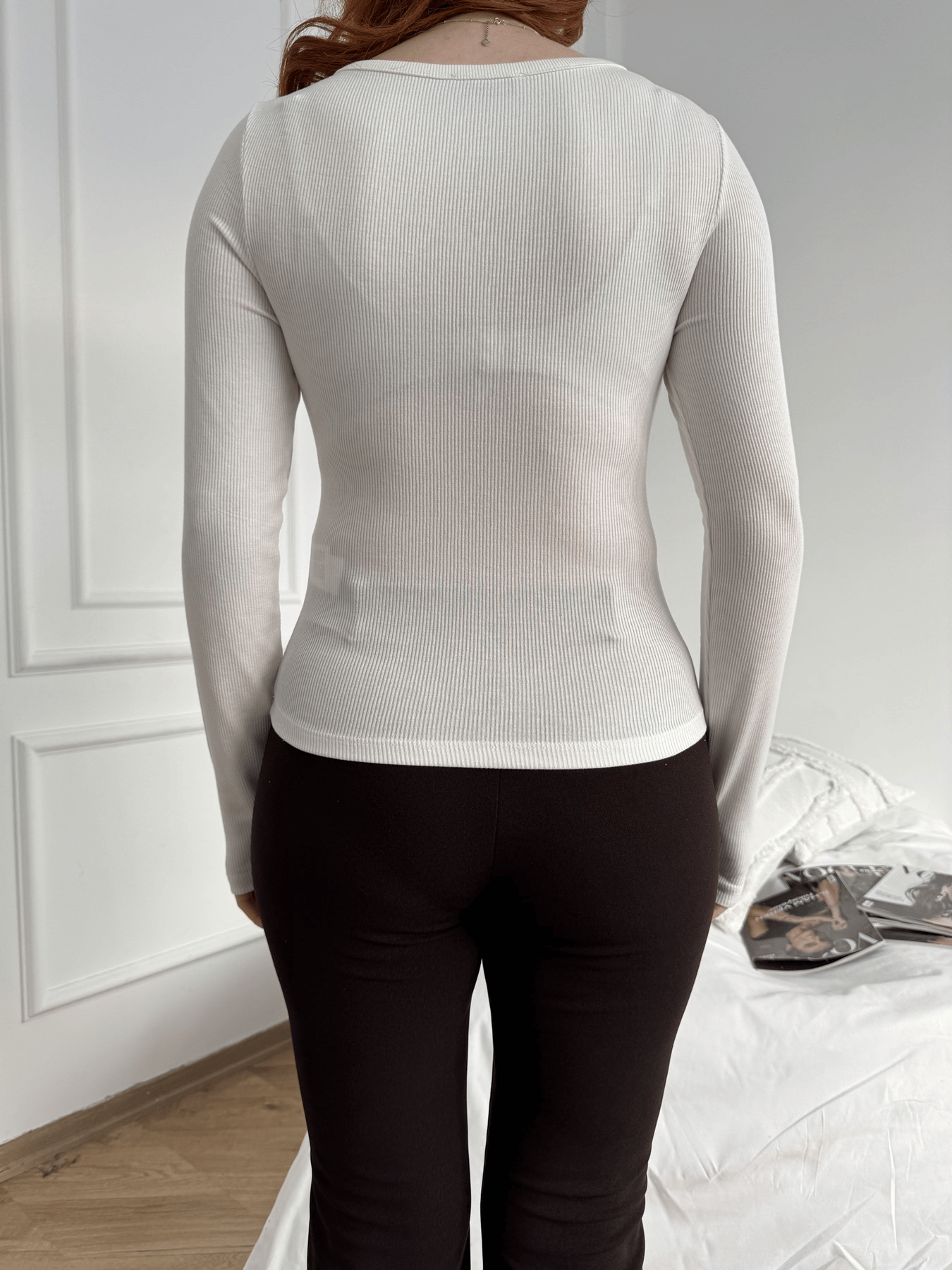 V Yaka Düğmeli Body Ekru