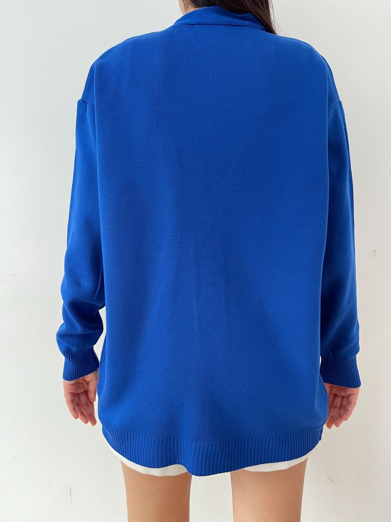 V Yaka Gold Düğmeli Oversize Hırka SAKS