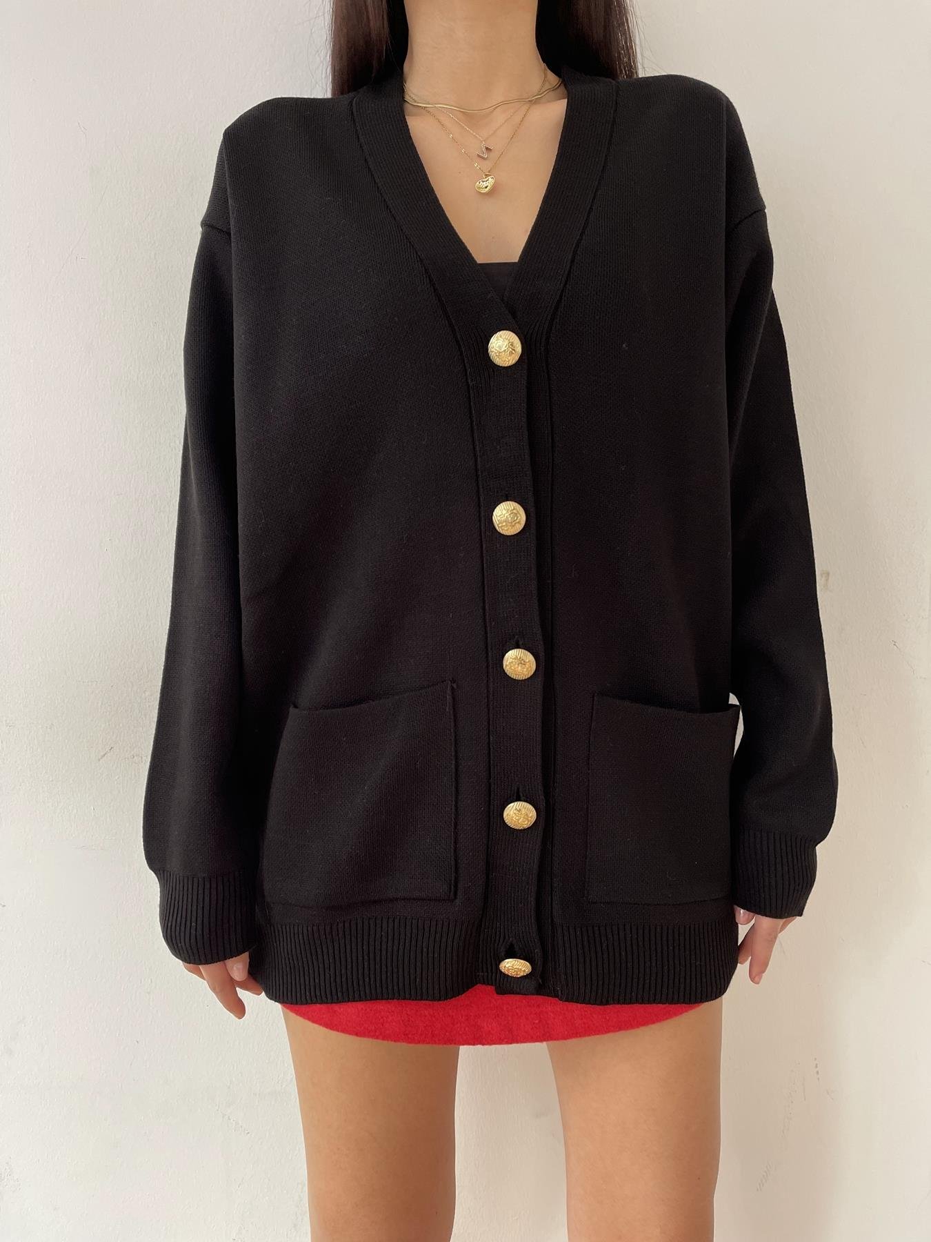 V Yaka Gold Düğmeli Oversize Hırka SİYAH