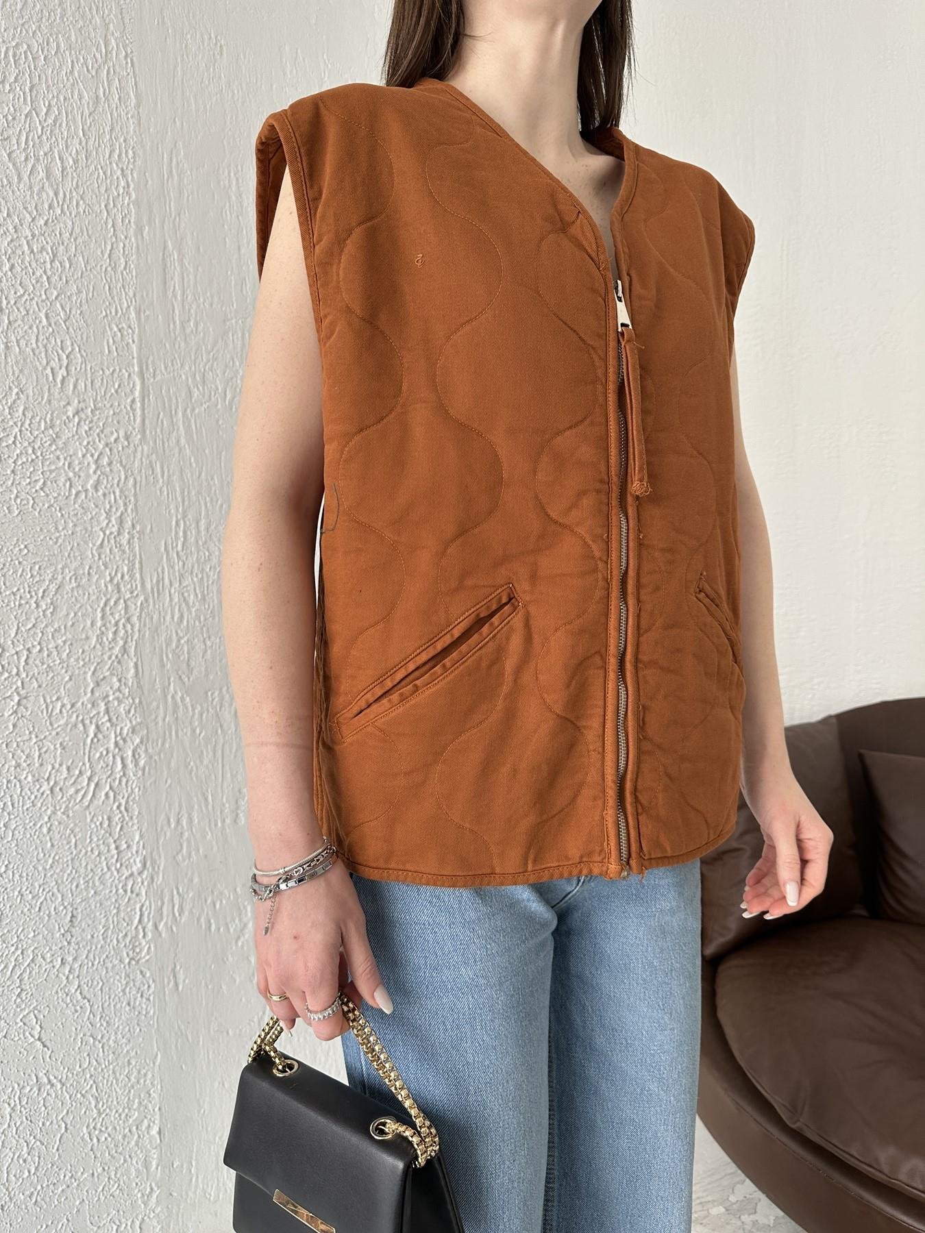 V Yaka Kapitone Yelek TABA