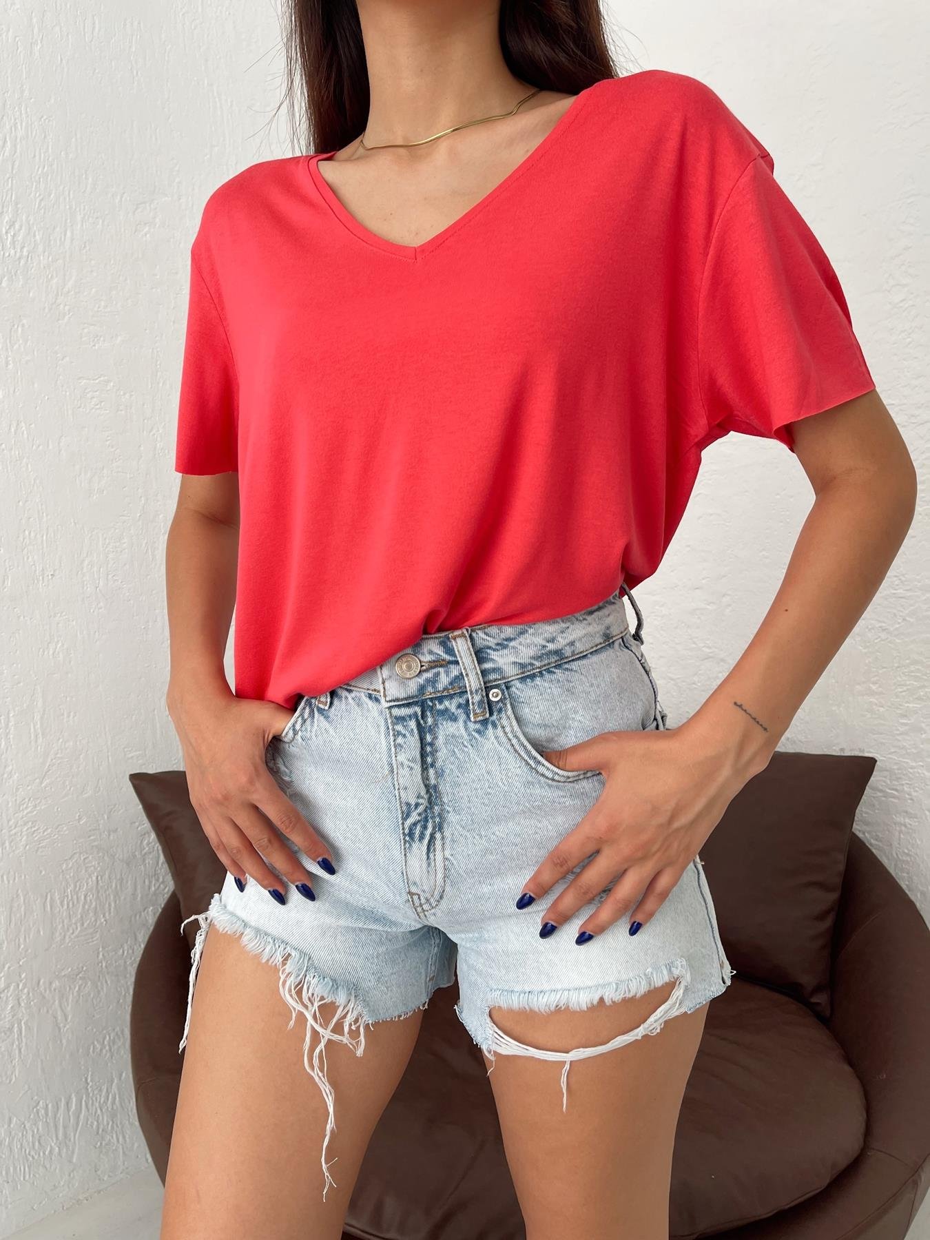 V Yaka Modal Tişört KIRMIZI