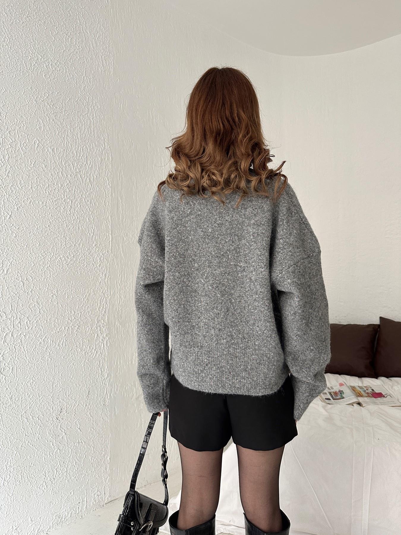 V Yaka Yumoş Kazak GRİ