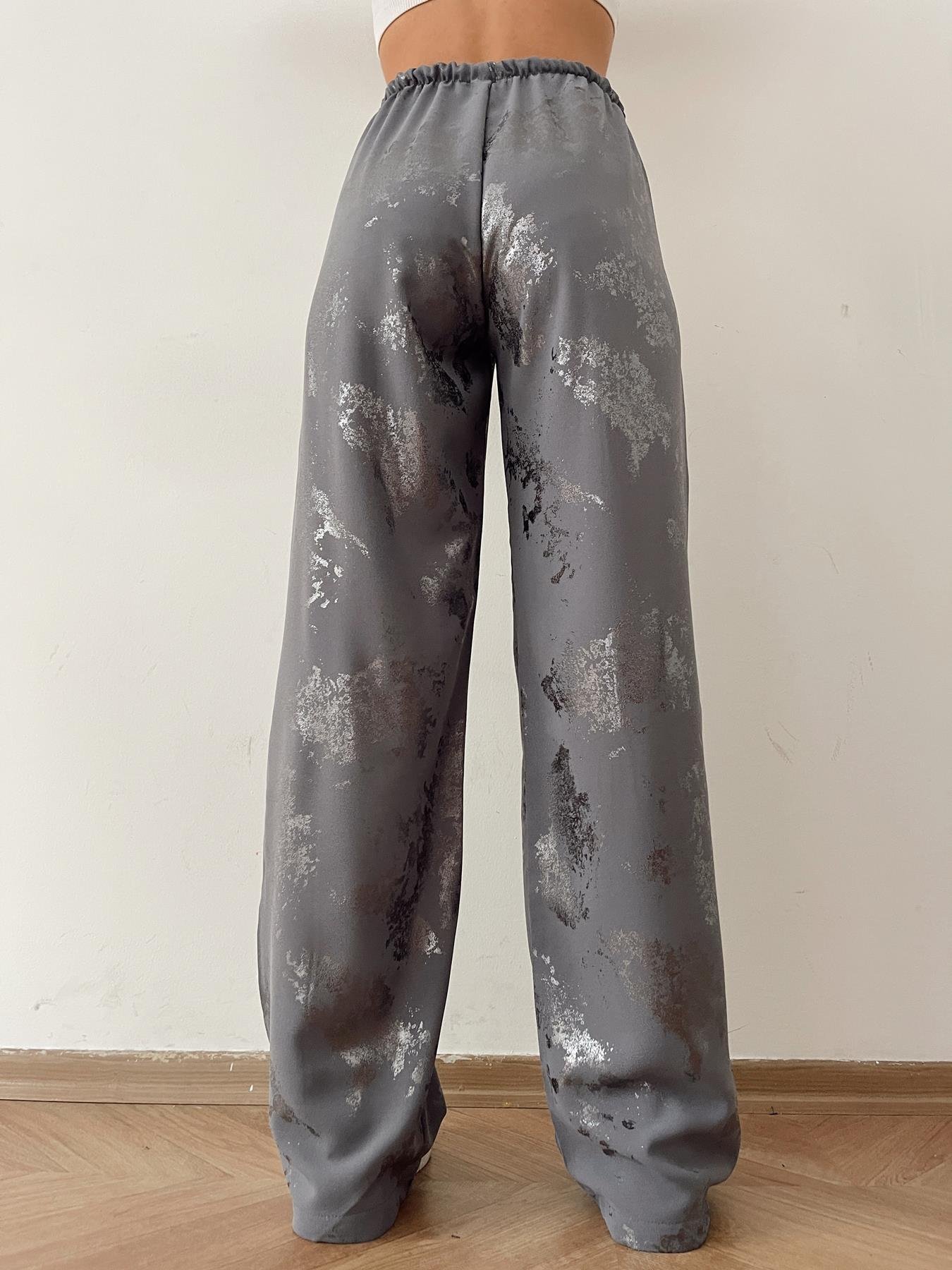 Varak Baskı Lastikli Pantolon GRİ