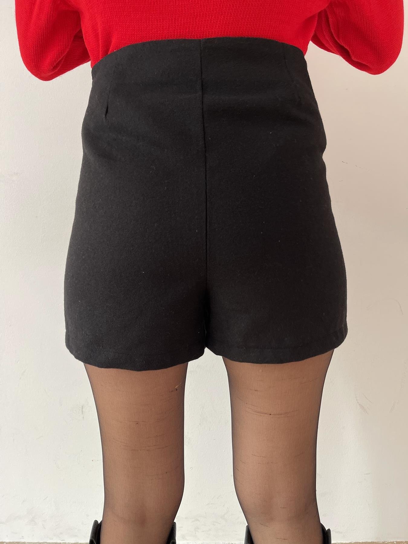Yandan Fermuarlı Kaşe Şort Etek SİYAH