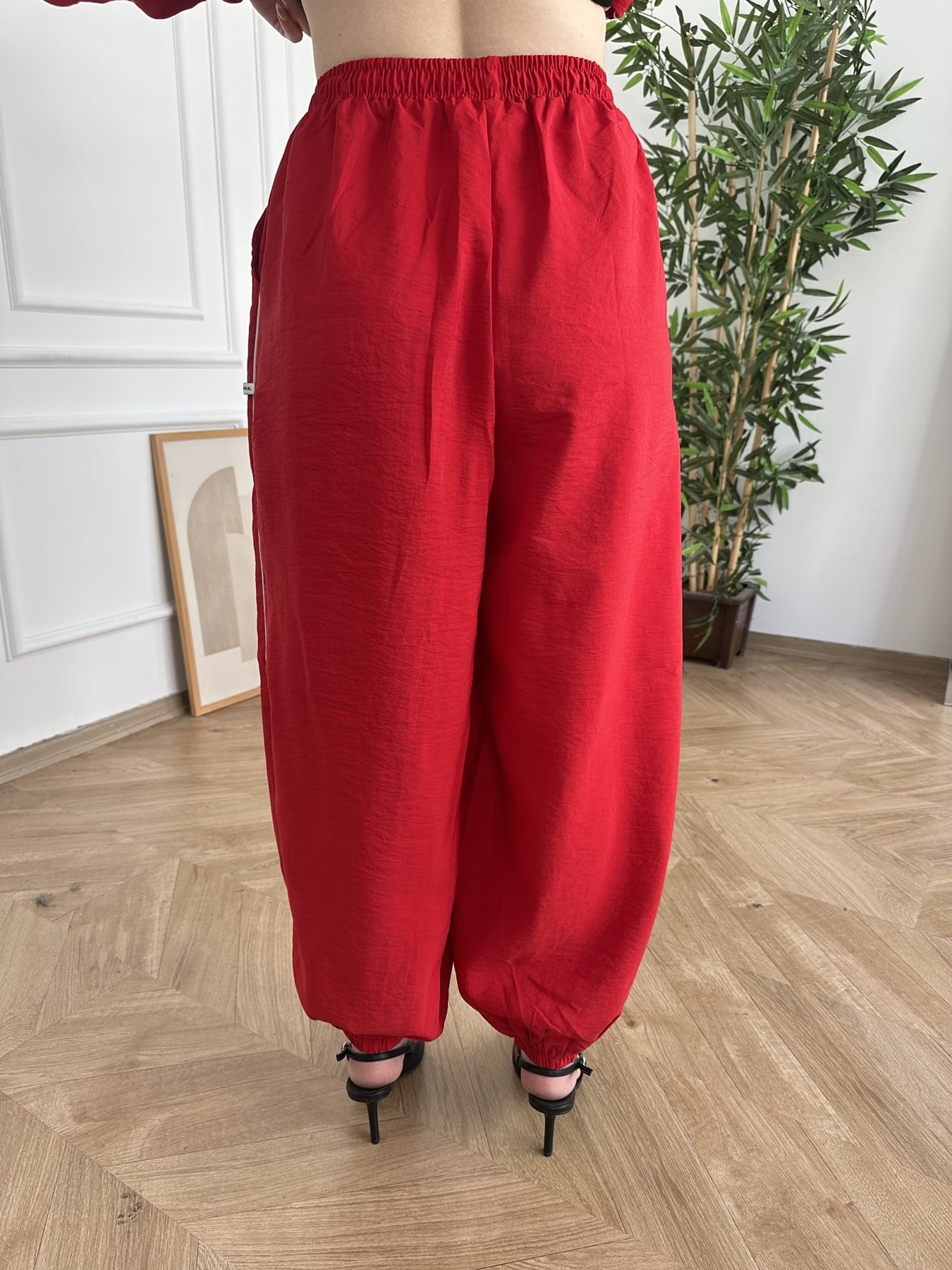 Yanı Şeritli Paraşüt Pantolon Kırmızı