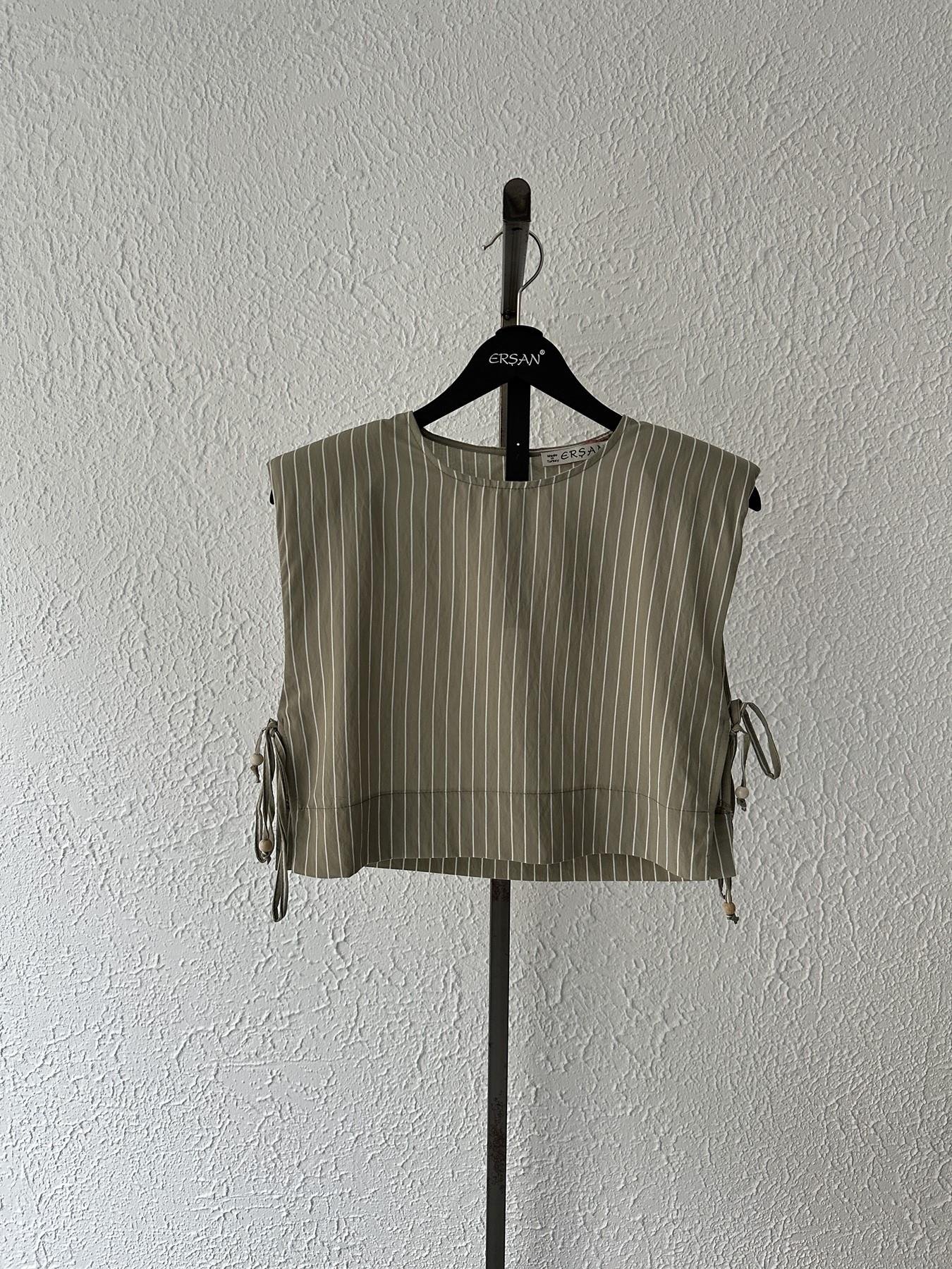 Yanları Bağlamalı Vatkalı Bluz Haki