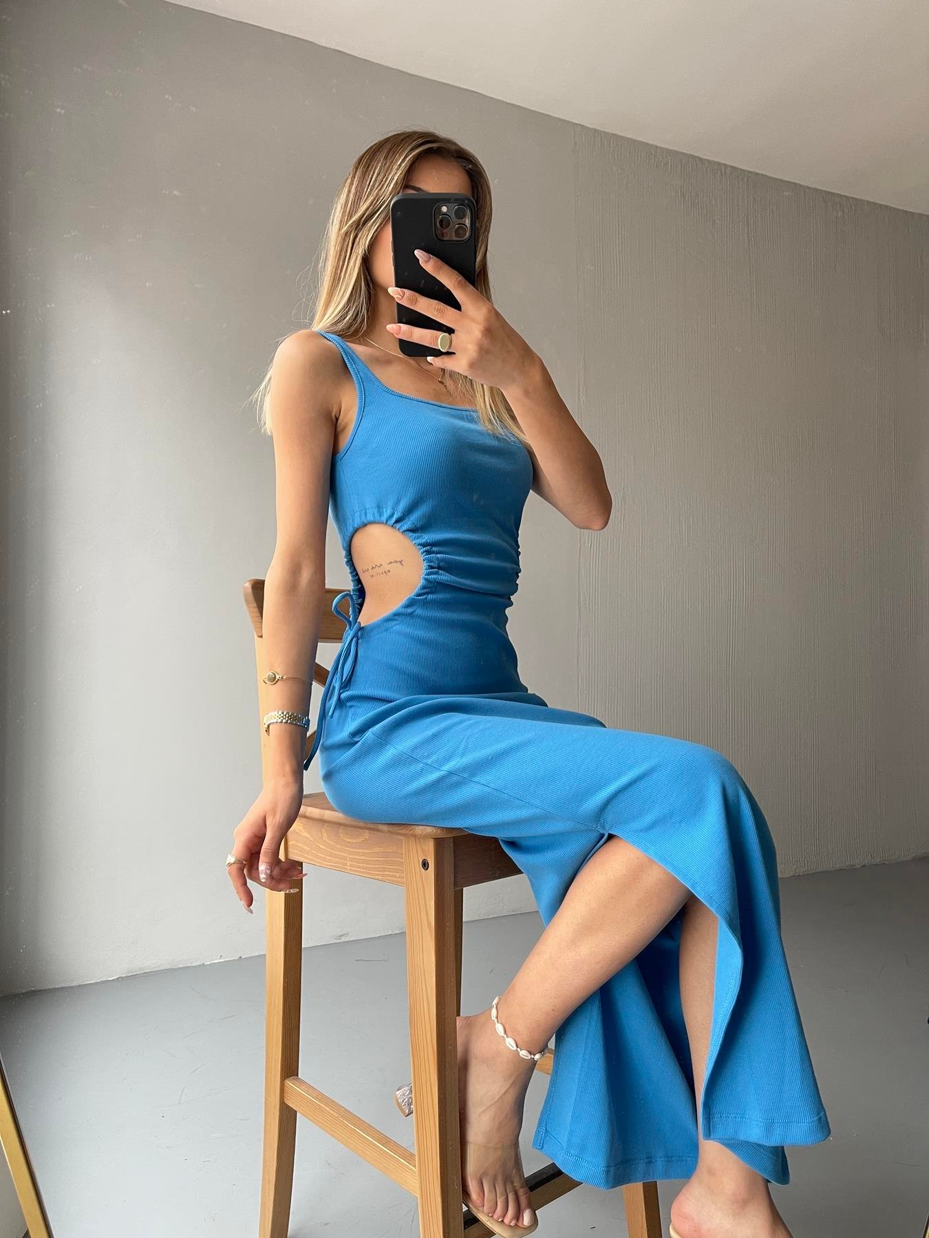 Yanları Pencereli Uzun Elbise MAVİ