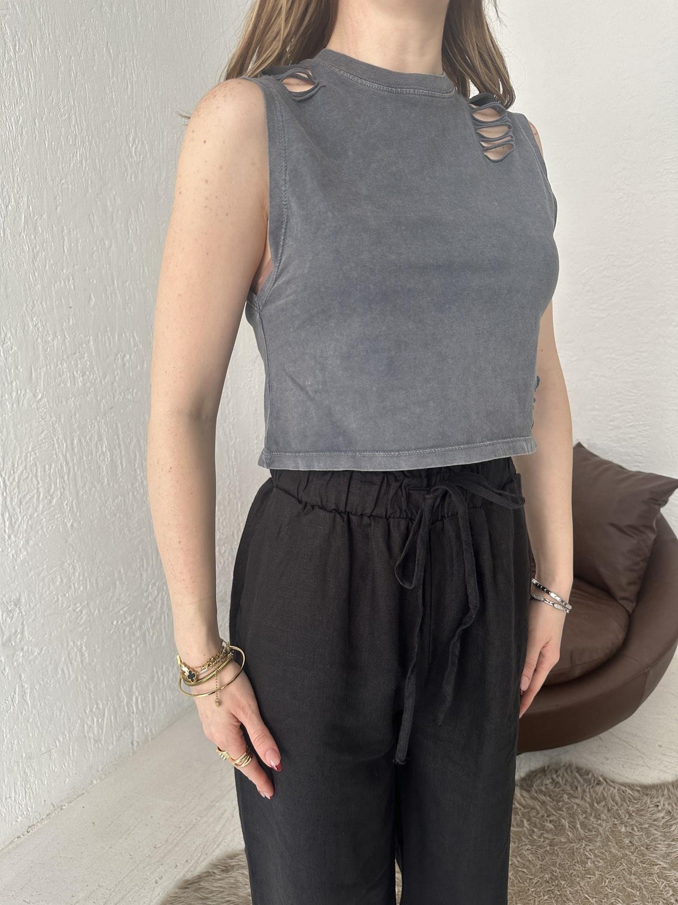 Yırtık Detay Bluz Koyu gri