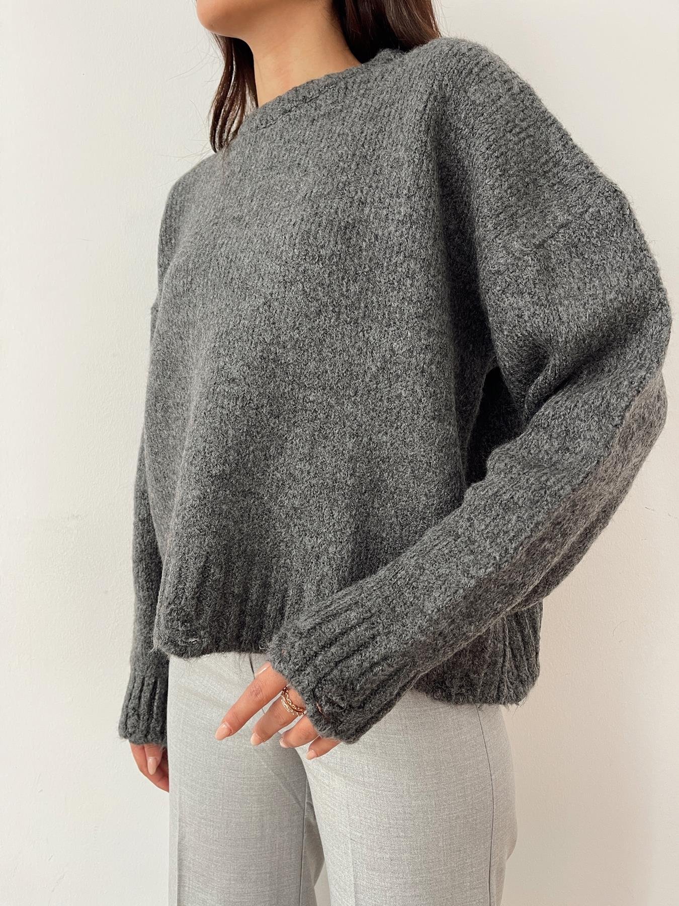 Yırtık Detaylı Triko Kazak ANTRASİT