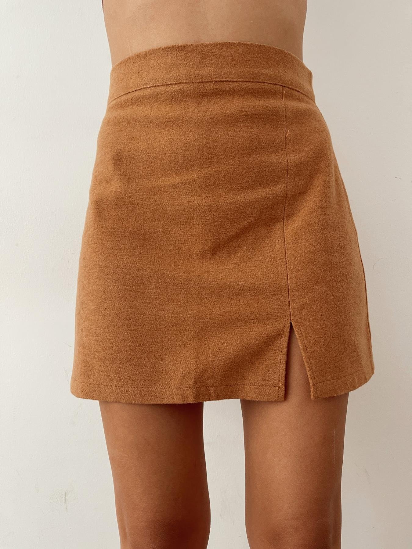 Yırtmaçlı Mini Kaşe Etek TARÇIN