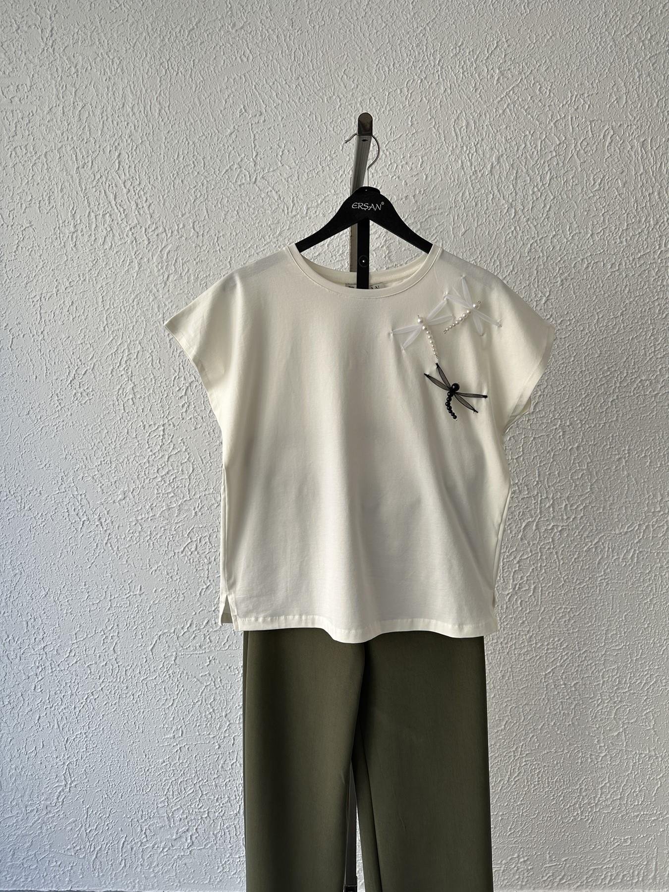 Yusufcuk Detay Tişört Ekru