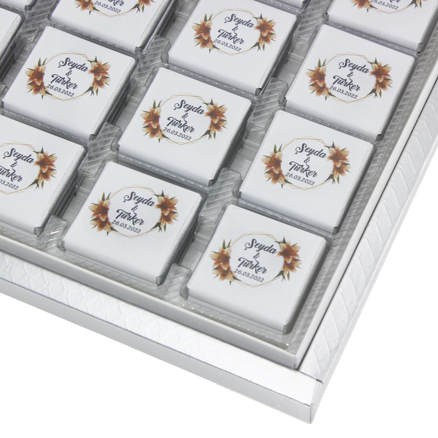 48 Adet Zambak Çiçekli Söz Nişan Çikolatası İsme Özel Madlen