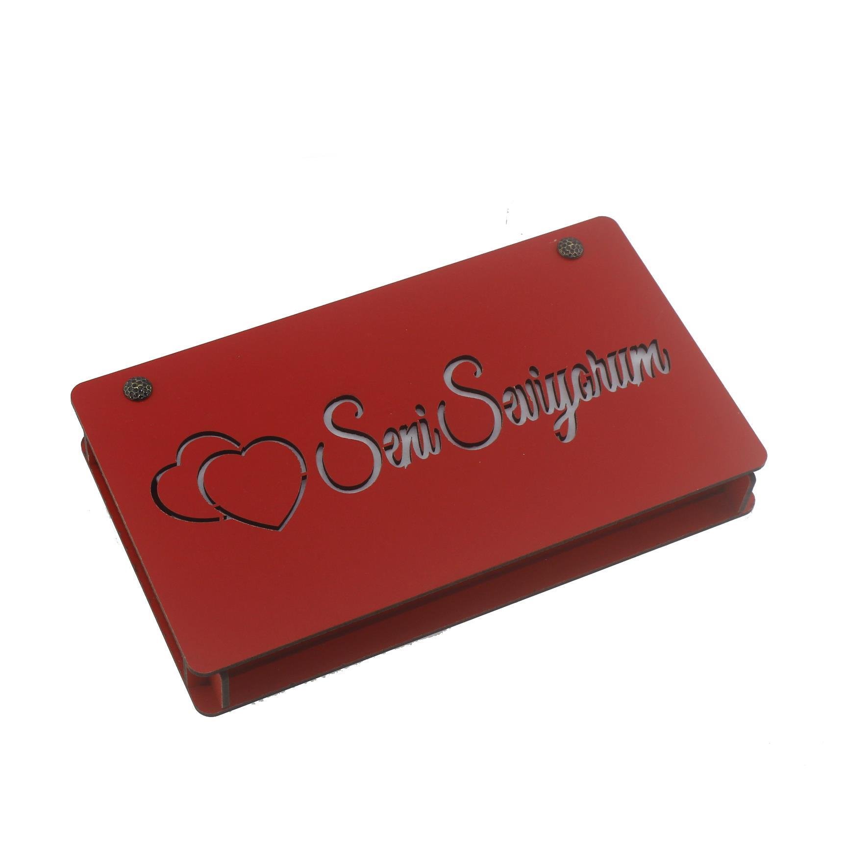 Kırmızı Kutuda İsme Özel 24 Adet Madlen Çikolata Sevgiliye