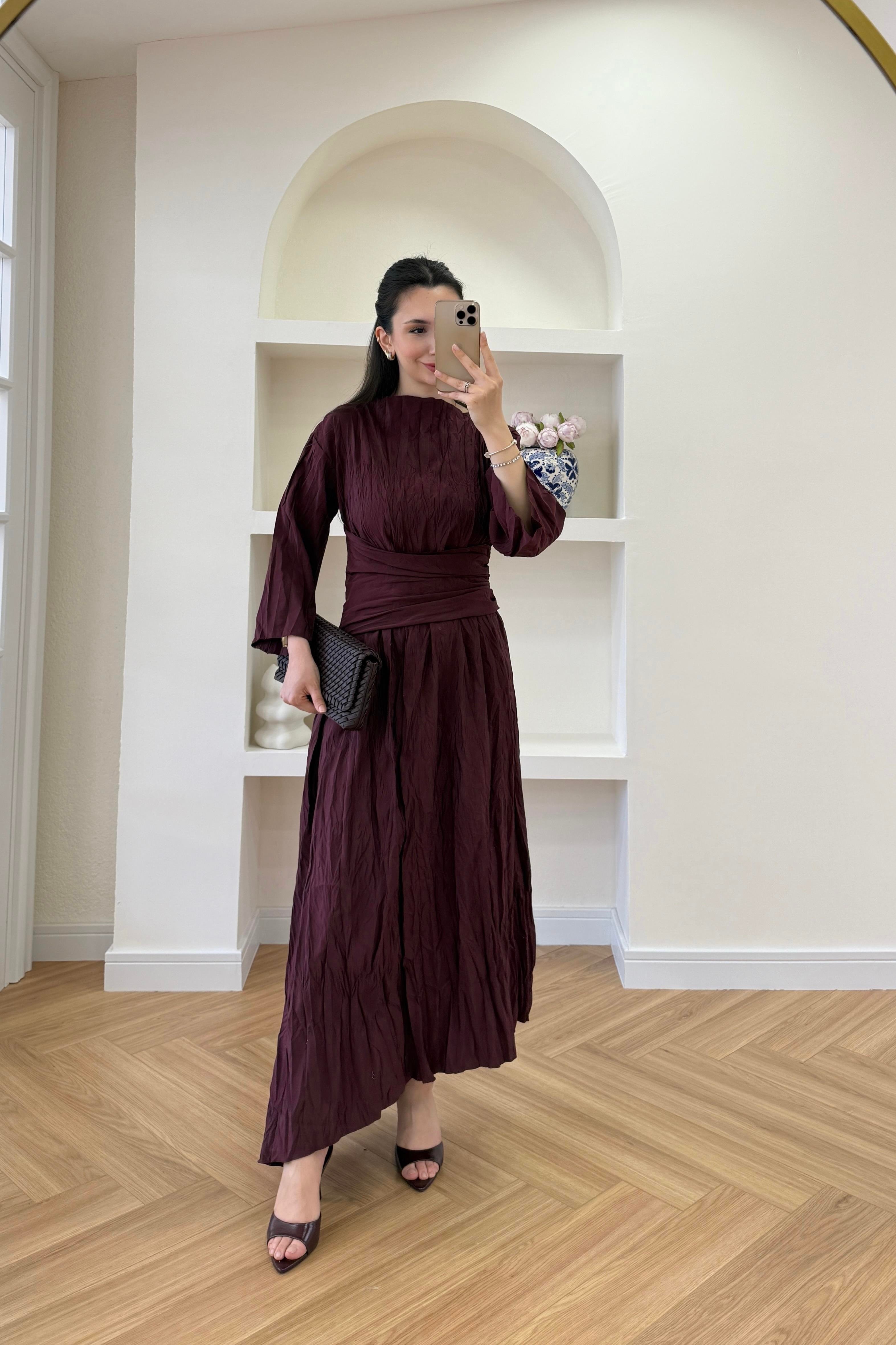 BEL KUŞAKLI ELBİSE - BORDO