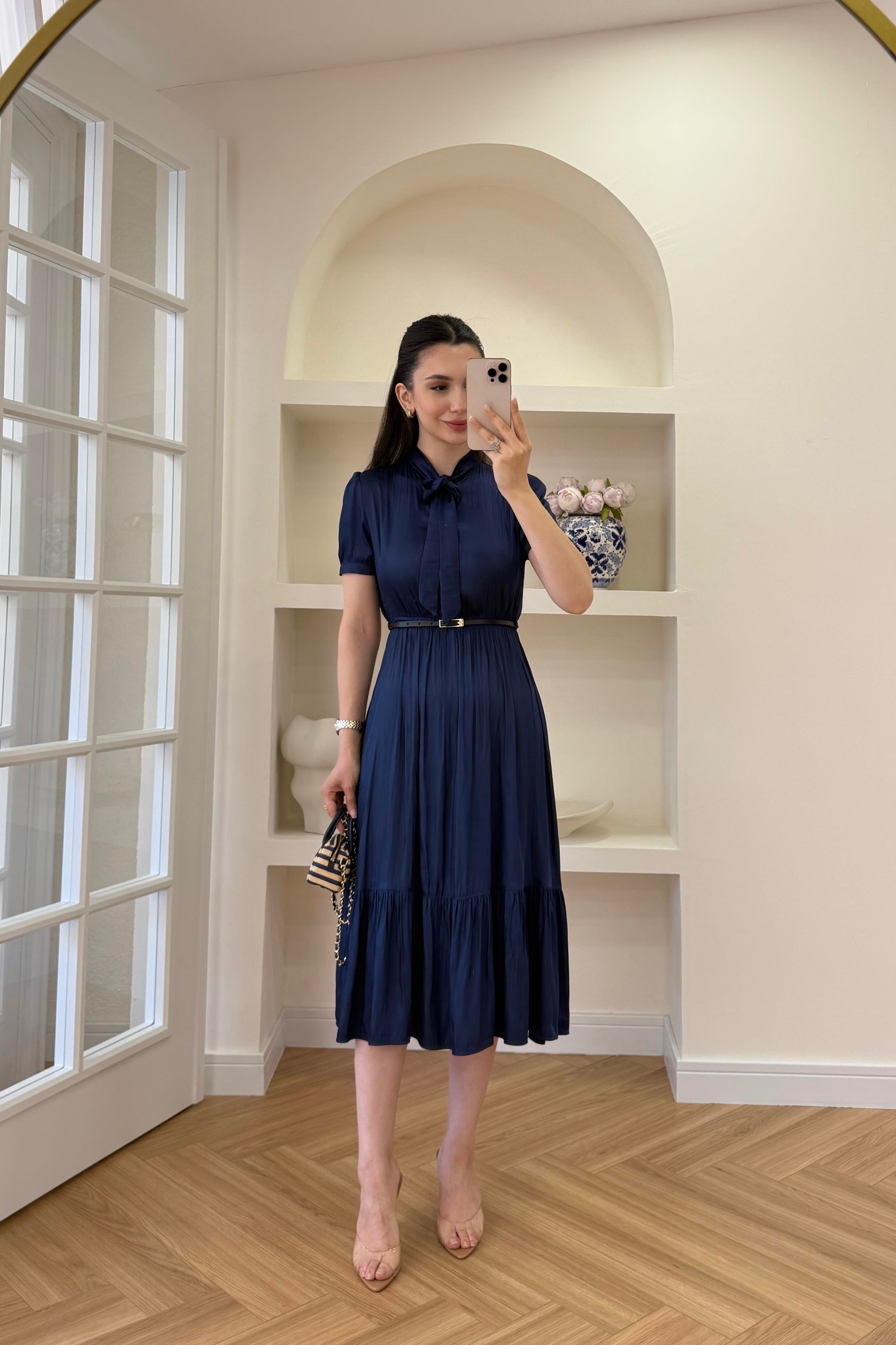 FULAR YAKA BELİ KEMERLİ ELBİSE - LACİVERT