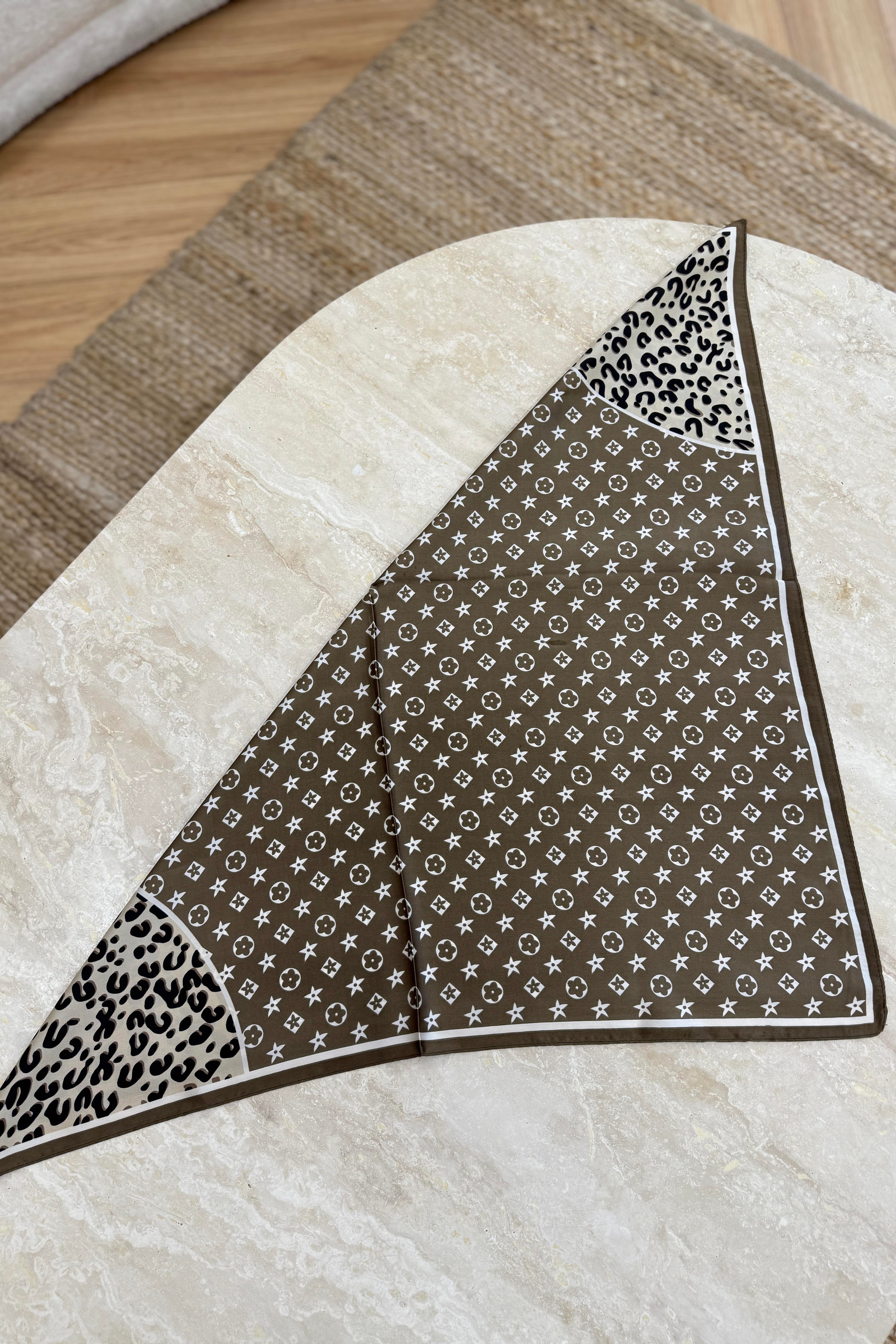 LUİ LEOPAR DETAYLI FULAR 