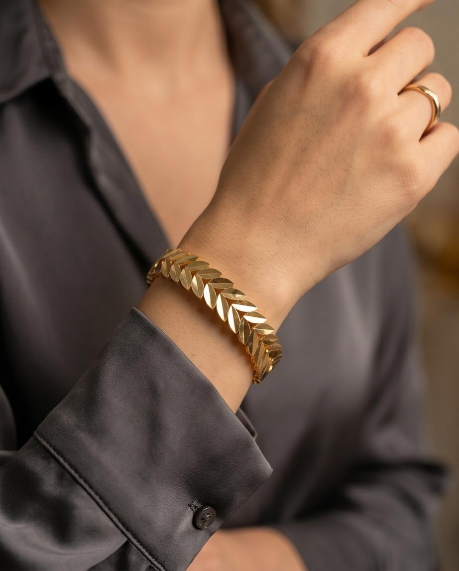BAŞAK MODEL KELEPÇE BİLEZİK