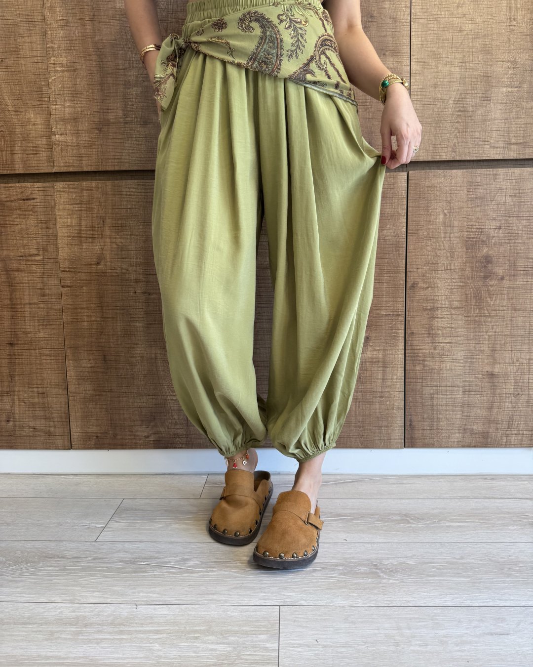 Fular Detaylı Şalvar Pantolon