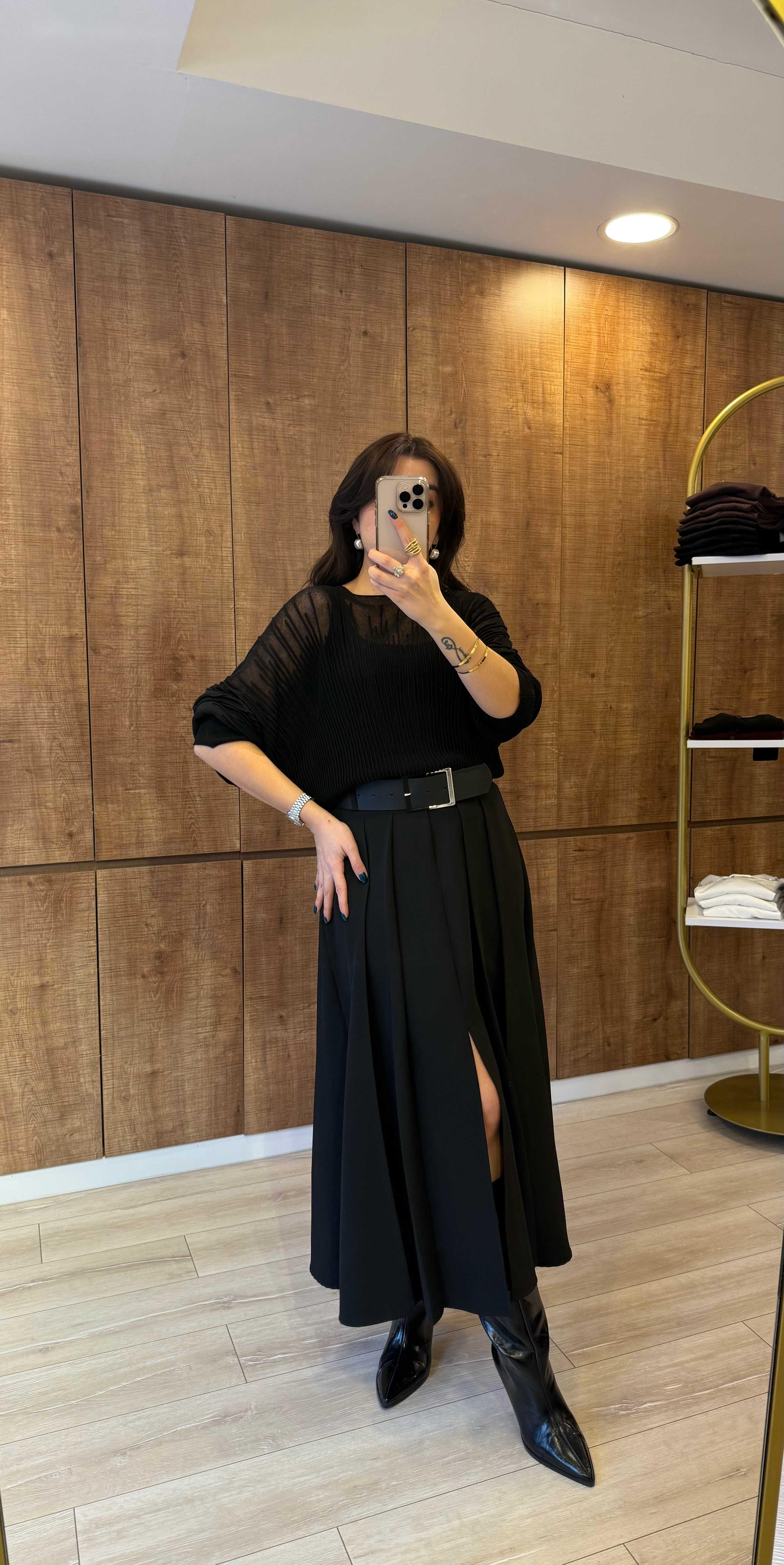 Kemerli premium kumaş yırtmaç detay midi etek