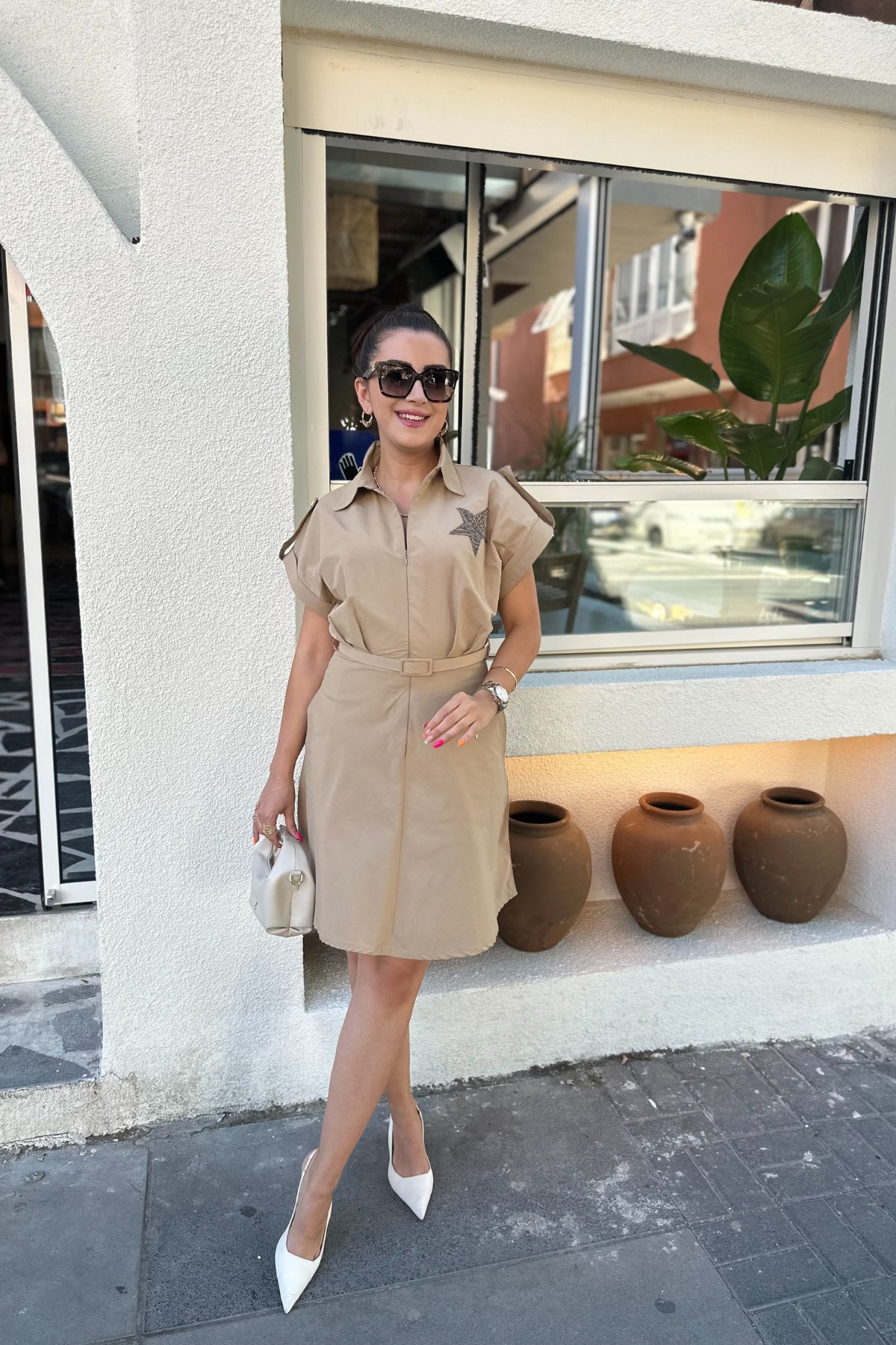 Marka model diz üstü elbise