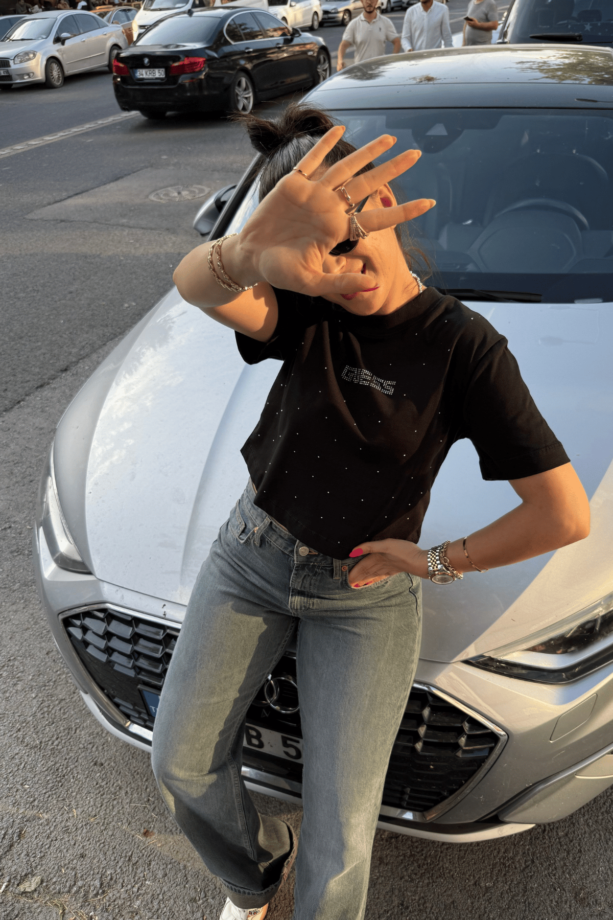 Marka model taşlı tişört