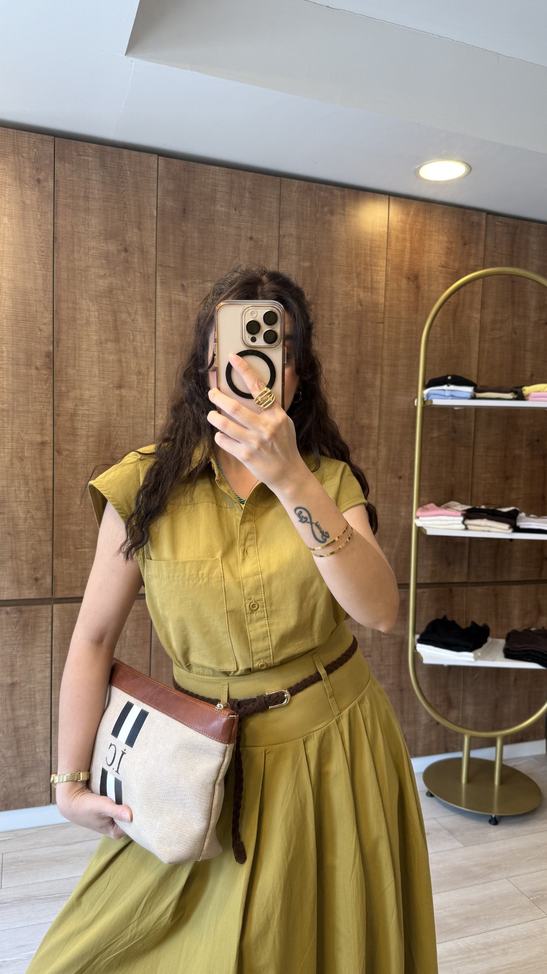 Olena Premium Yağ Yeşili Etekli Takım