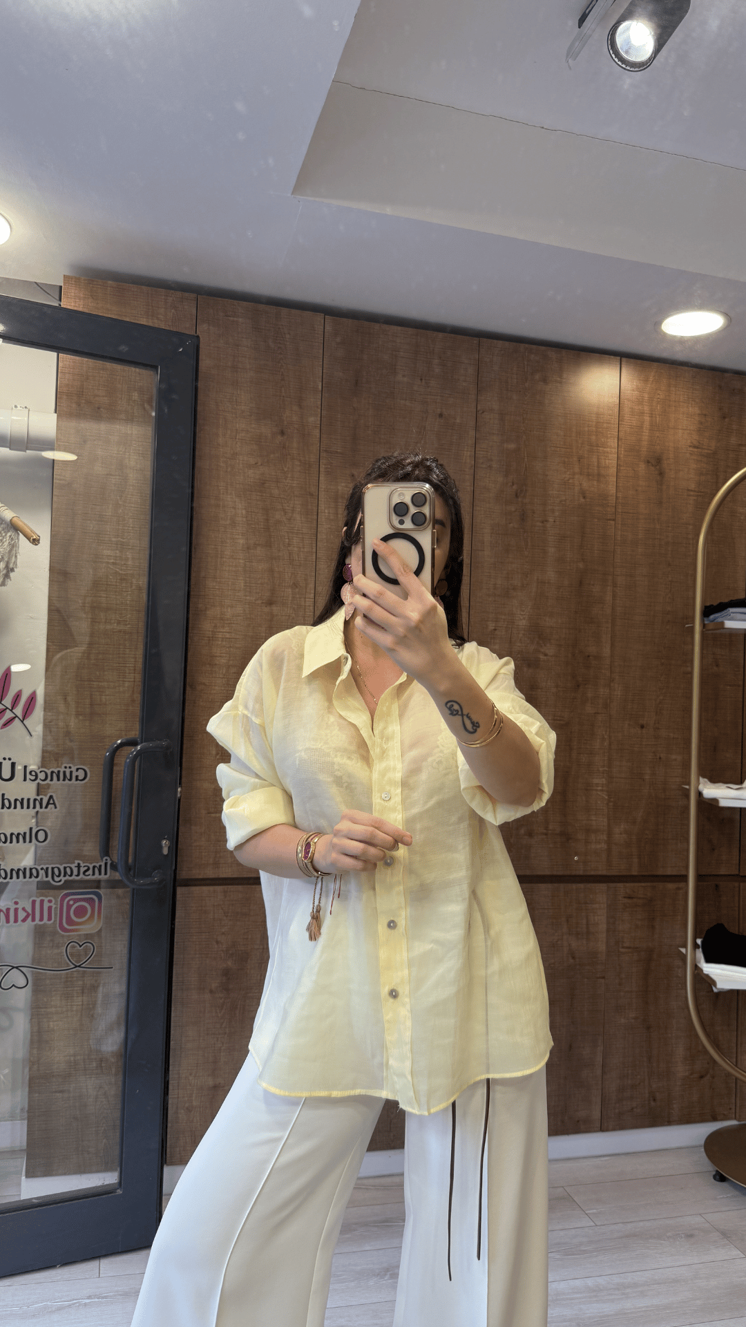 Oversize İpeksi Gömlek