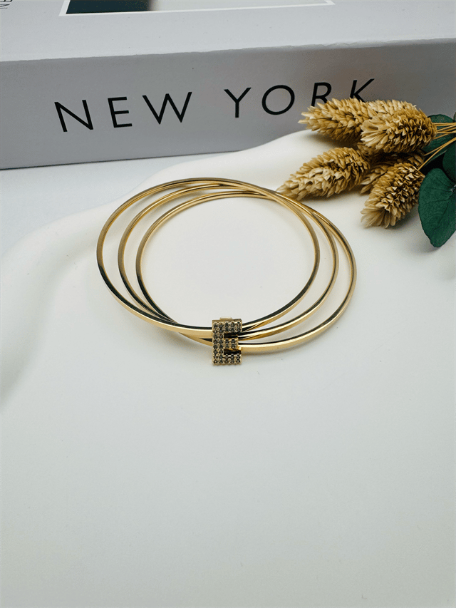Charmlı Ajda Bilezik E Harfi  (Gold)6mm  22060