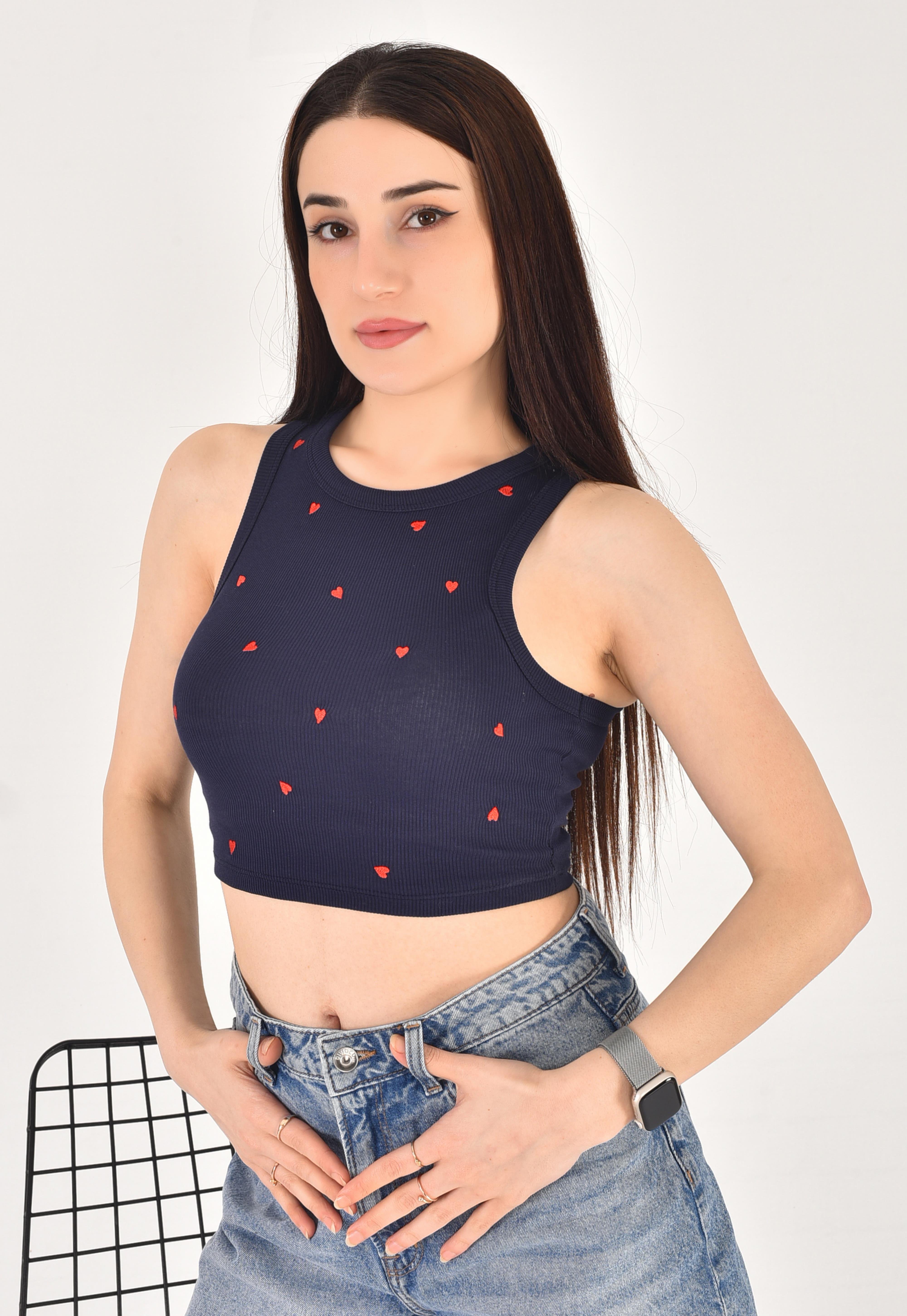 Kalp Motif Nakışlı Baskılı Halter Yaka Crop